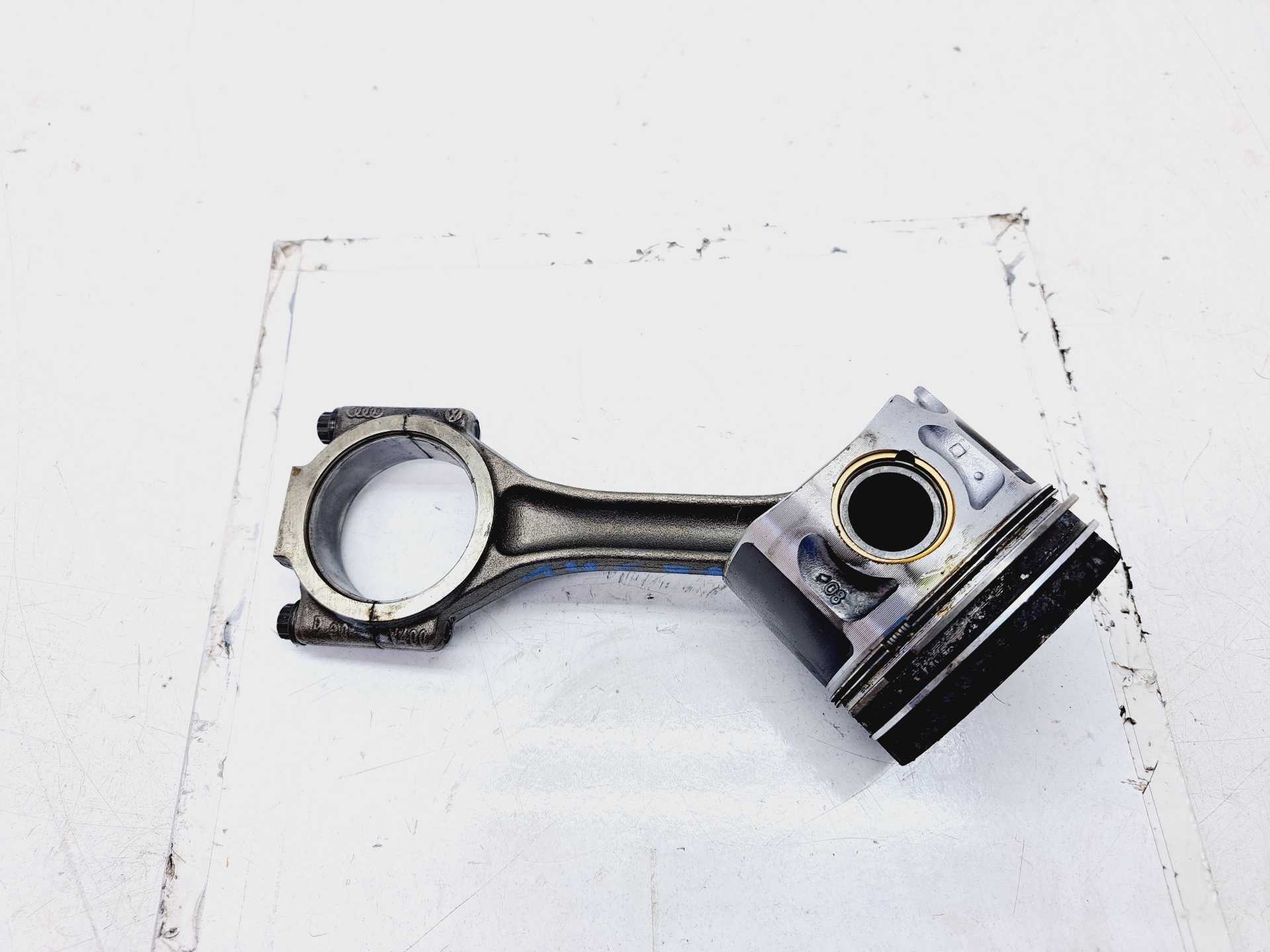 Recambio de piston para ford galaxy (vy) ambiente referencia OEM IAM  1147706 