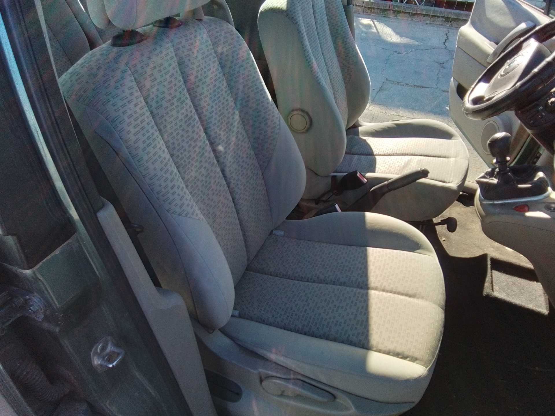 Recambio de asiento delantero derecho para renault scenic ii authentique referencia OEM IAM   