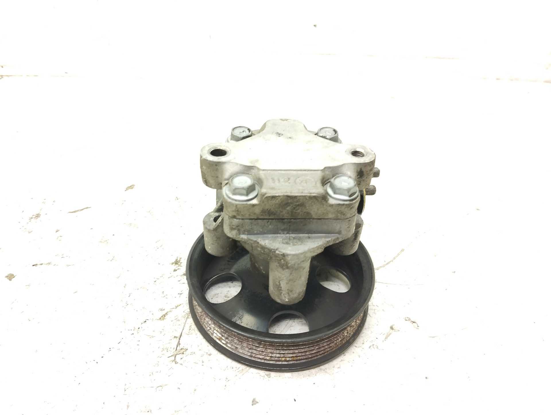 Recambio de bomba direccion para kia cerato 2.0 ex crdi berlina (4-ptas.) referencia OEM IAM   