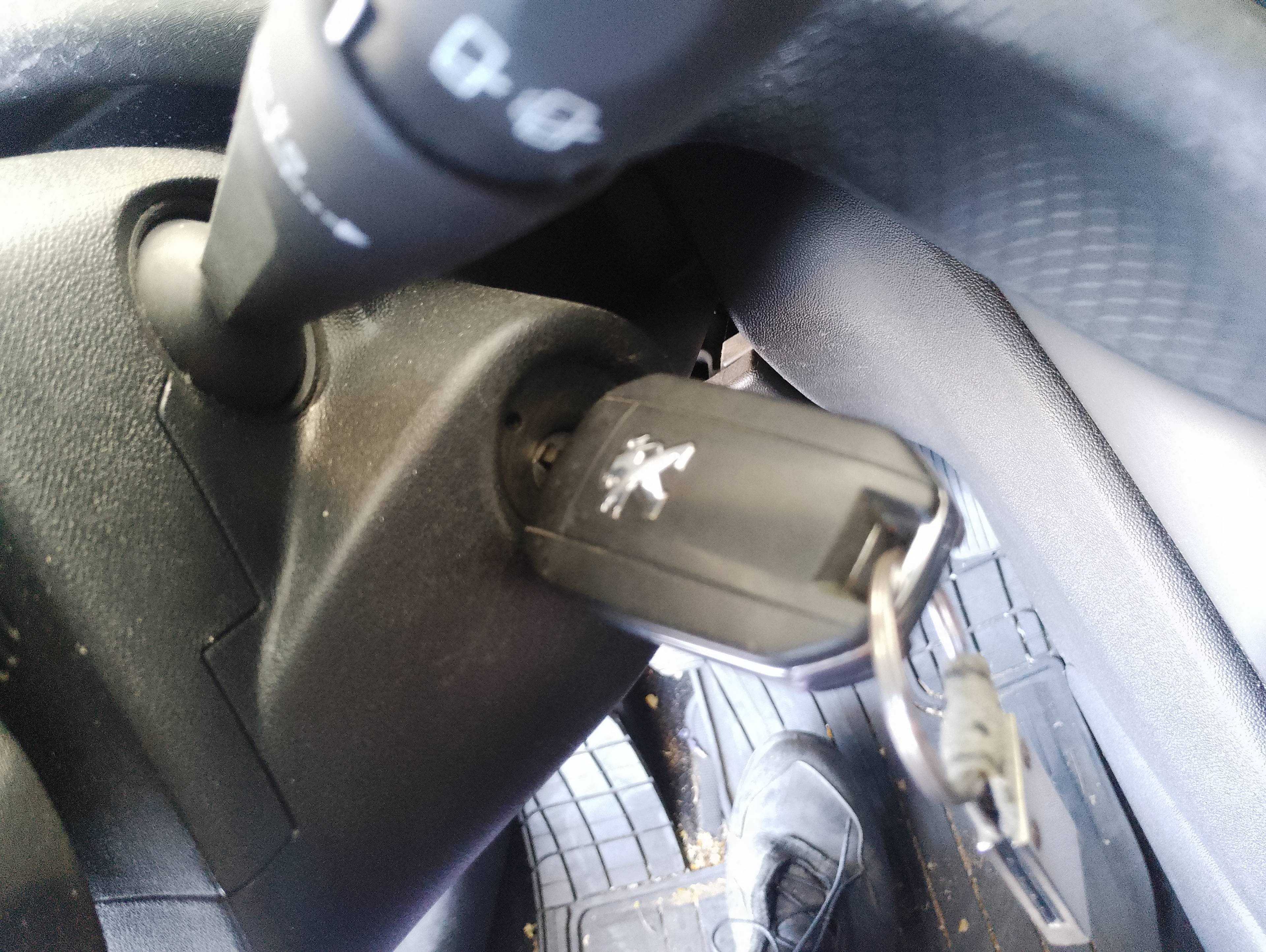 Recambio de conmutador de arranque para peugeot 208 active referencia OEM IAM   