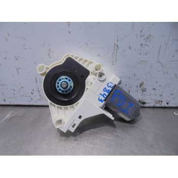 MOTOR ELEVALUNAS DELANTERO IZQUIERDO 8K0959801 BROSE 