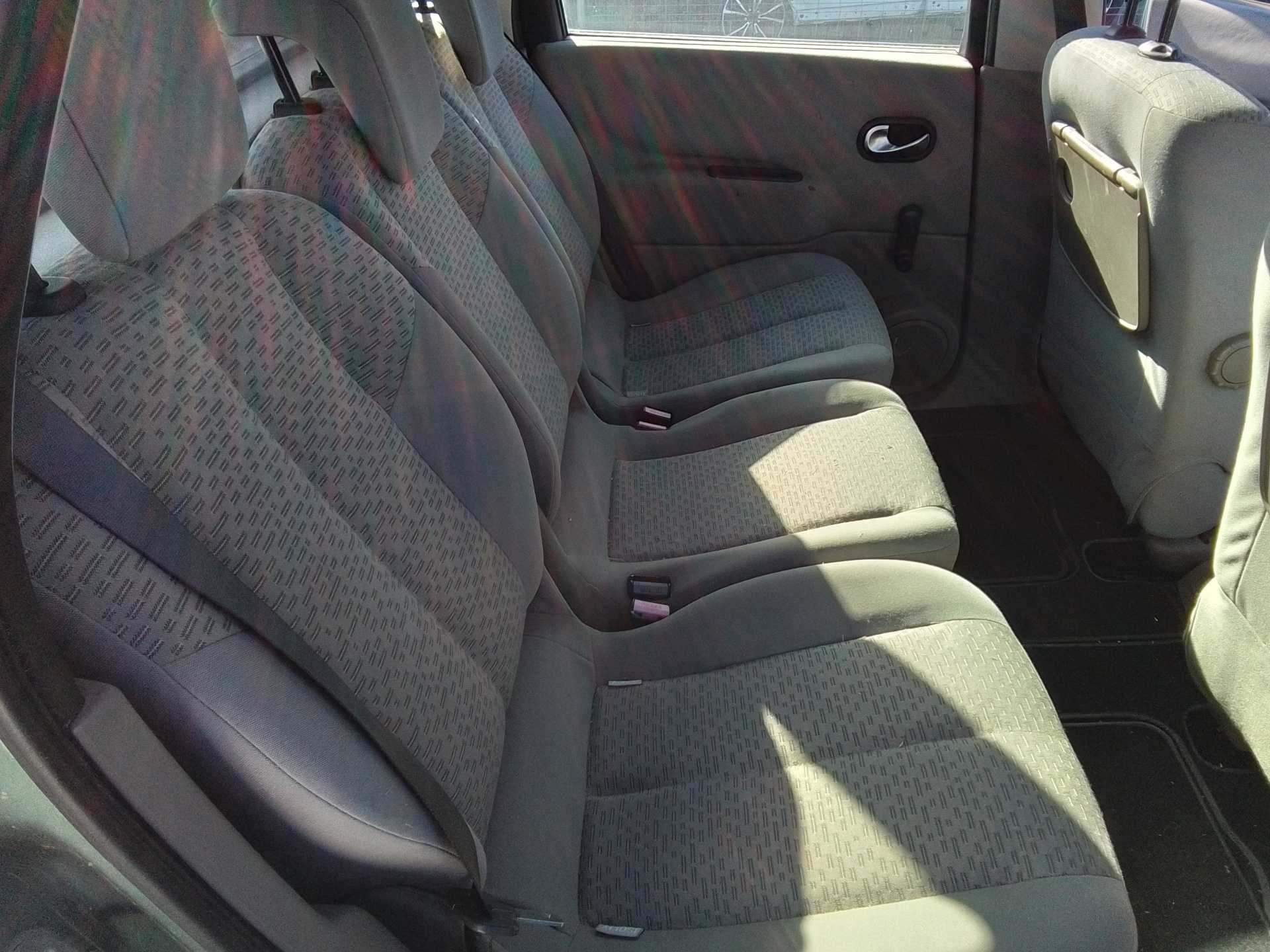 Recambio de asientos traseros para renault scenic ii authentique referencia OEM IAM   
