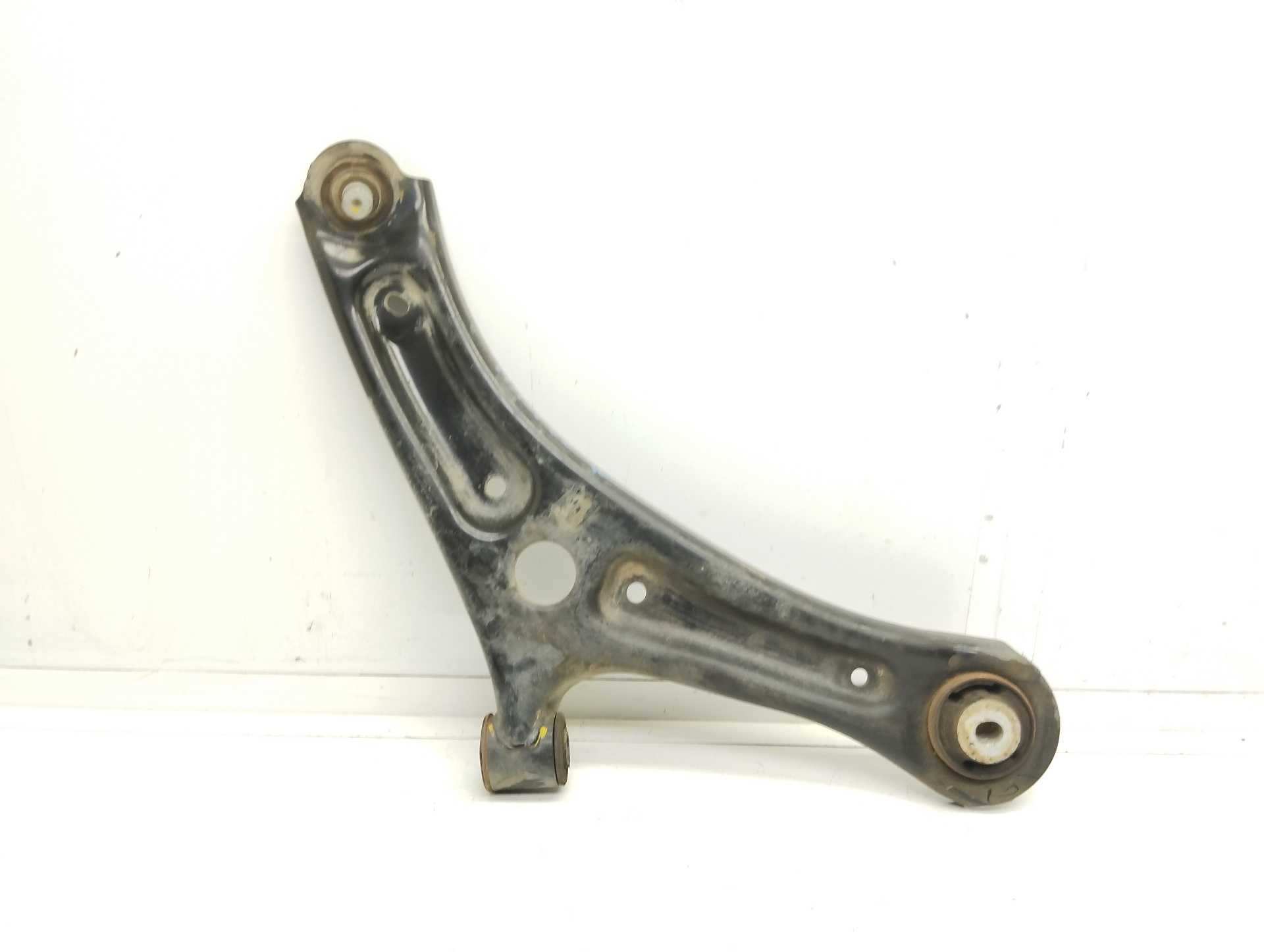 Recambio de brazo suspension inferior delantero derecho para ford ecosport (cr6) cool&connect referencia OEM IAM GN153042BA  