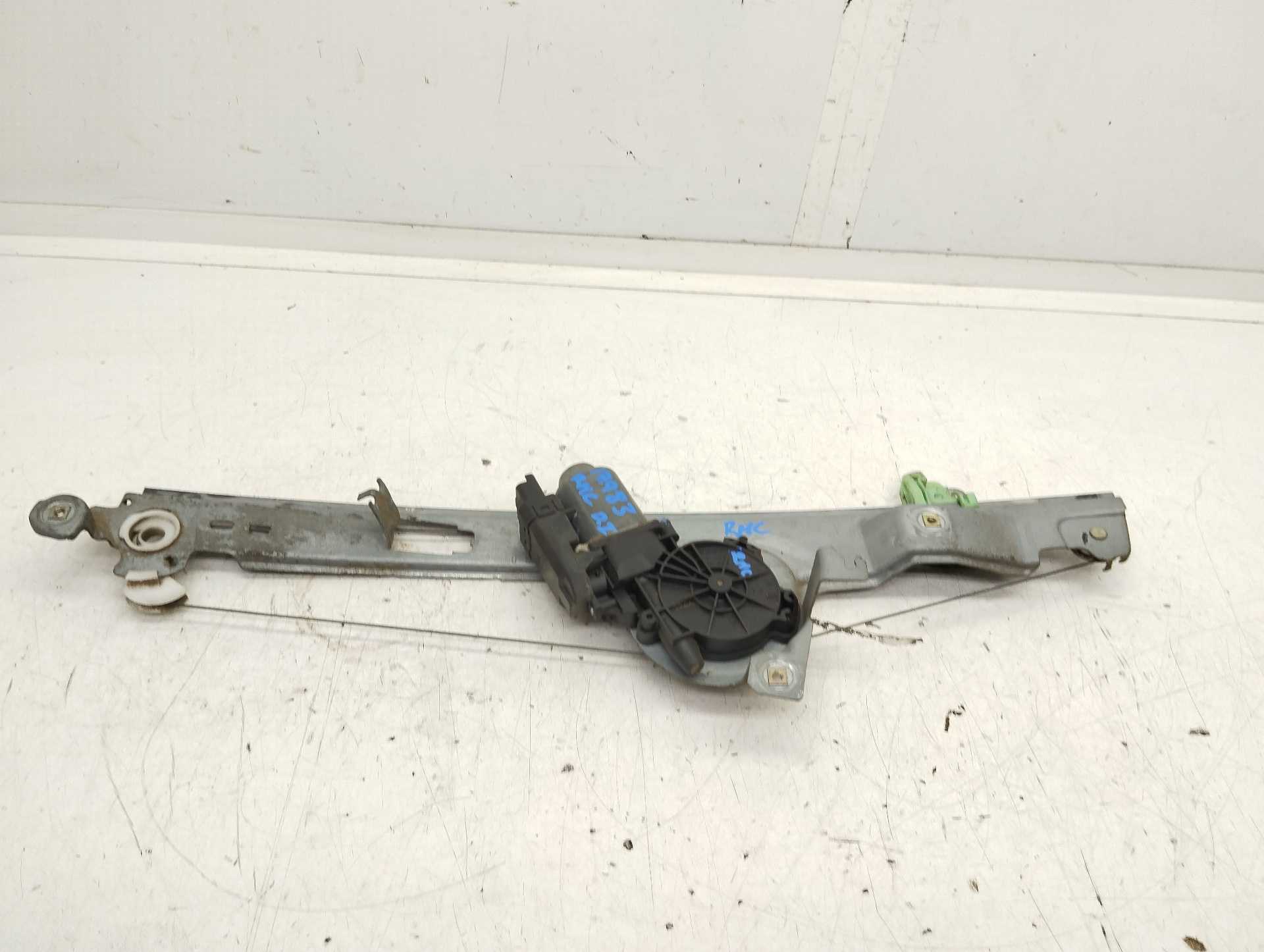 Recambio de elevalunas delantero izquierdo para renault scenic ii 1.5 dci diesel referencia OEM IAM   