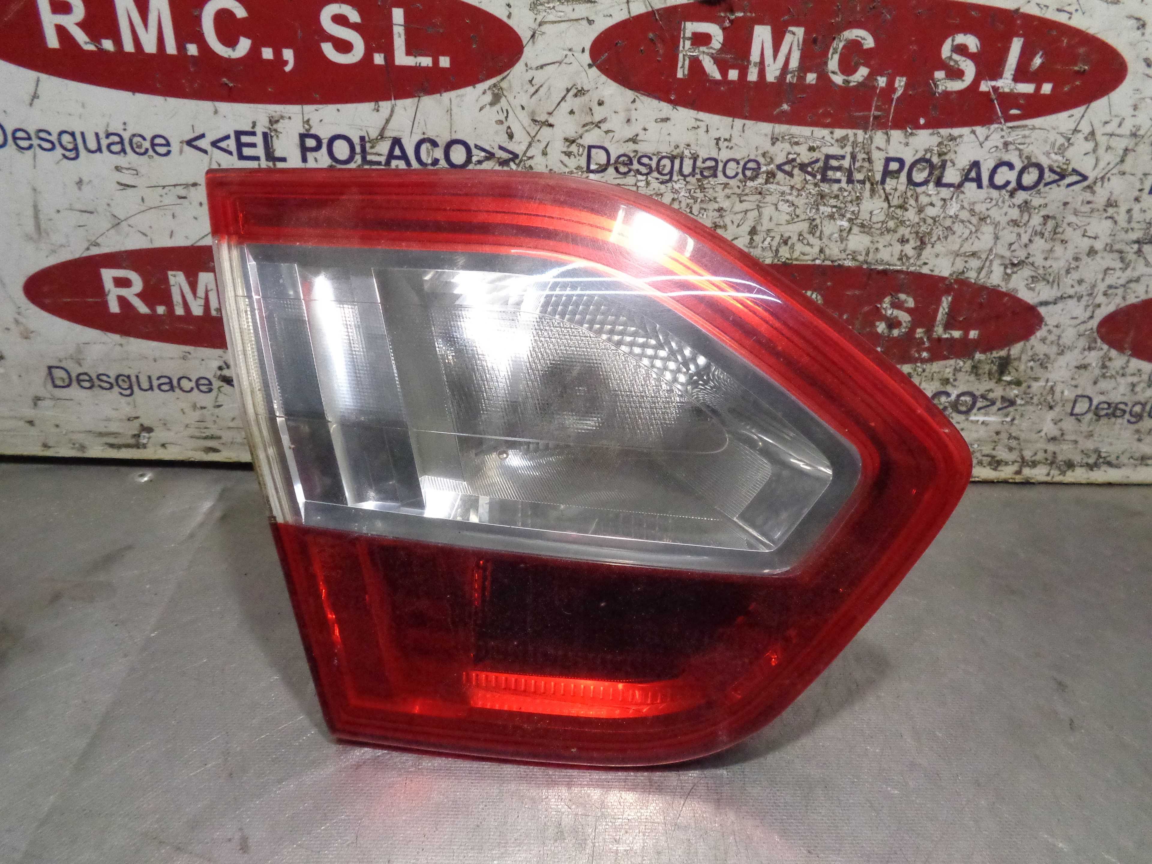 Recambio de piloto porton trasero izquierdo para renault fluence limited referencia OEM IAM 265550041  