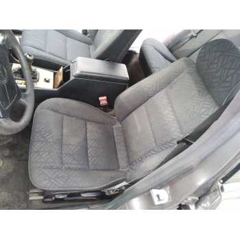 ASIENTO DELANTERO IZQUIERDO 