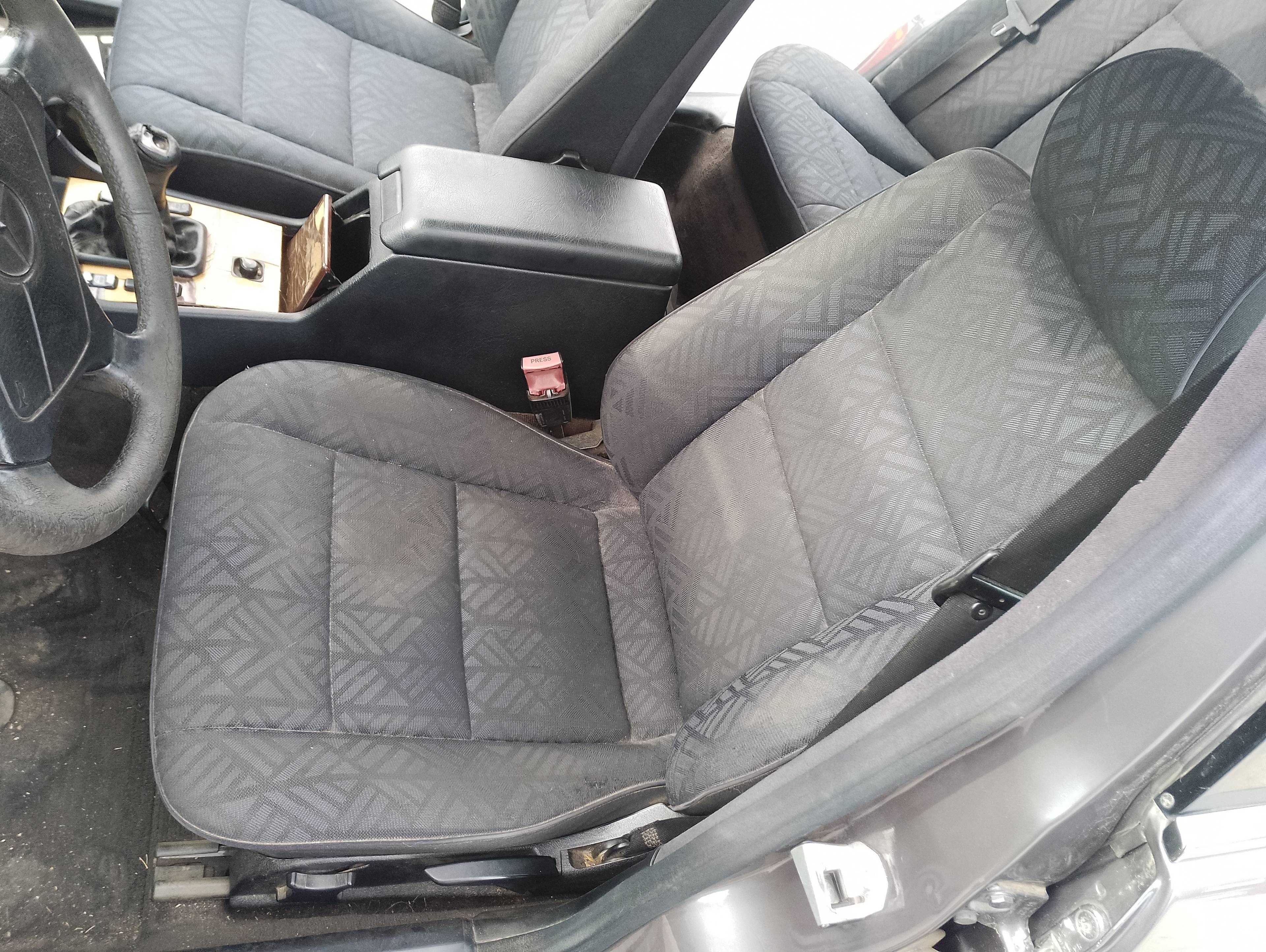 Recambio de asiento delantero izquierdo para mercedes-benz clase c (w202) berlina 180 (202.018) referencia OEM IAM   