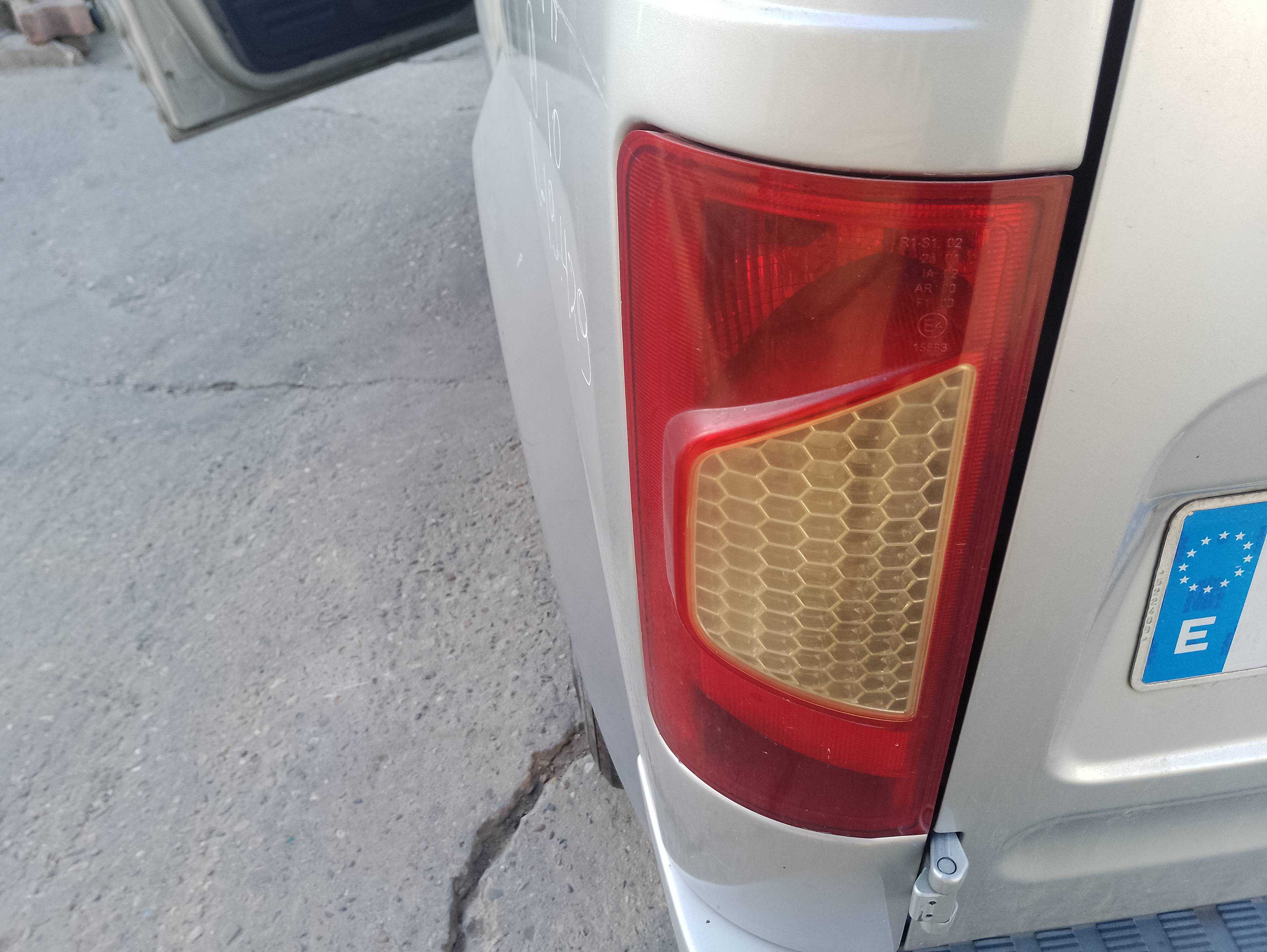 Recambio de piloto trasero izquierdo para ford tourneo connect (tc7) kombi b. larga (2006) referencia OEM IAM   