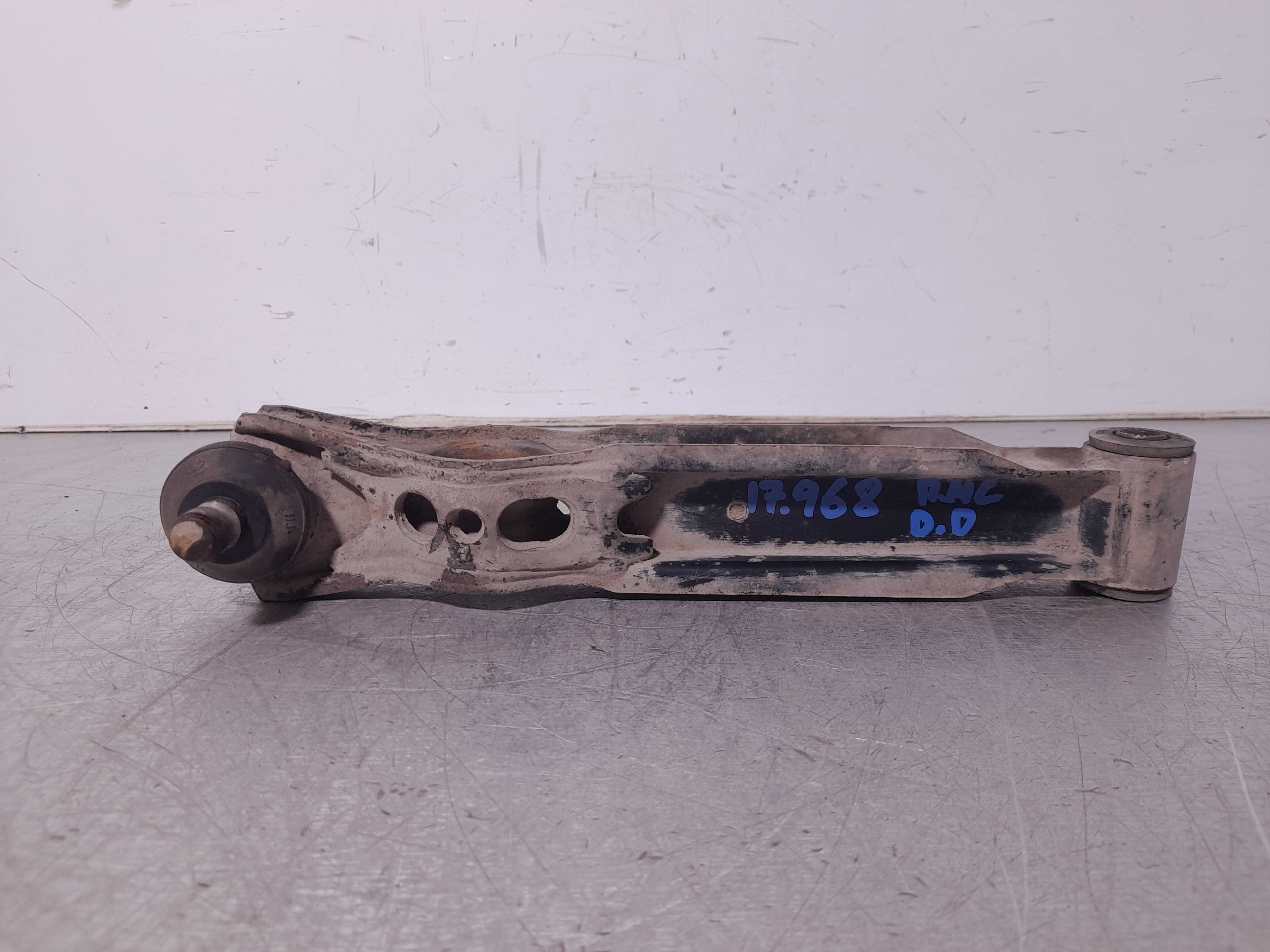 Recambio de brazo suspension inferior delantero derecho para chevrolet matiz se referencia OEM IAM   