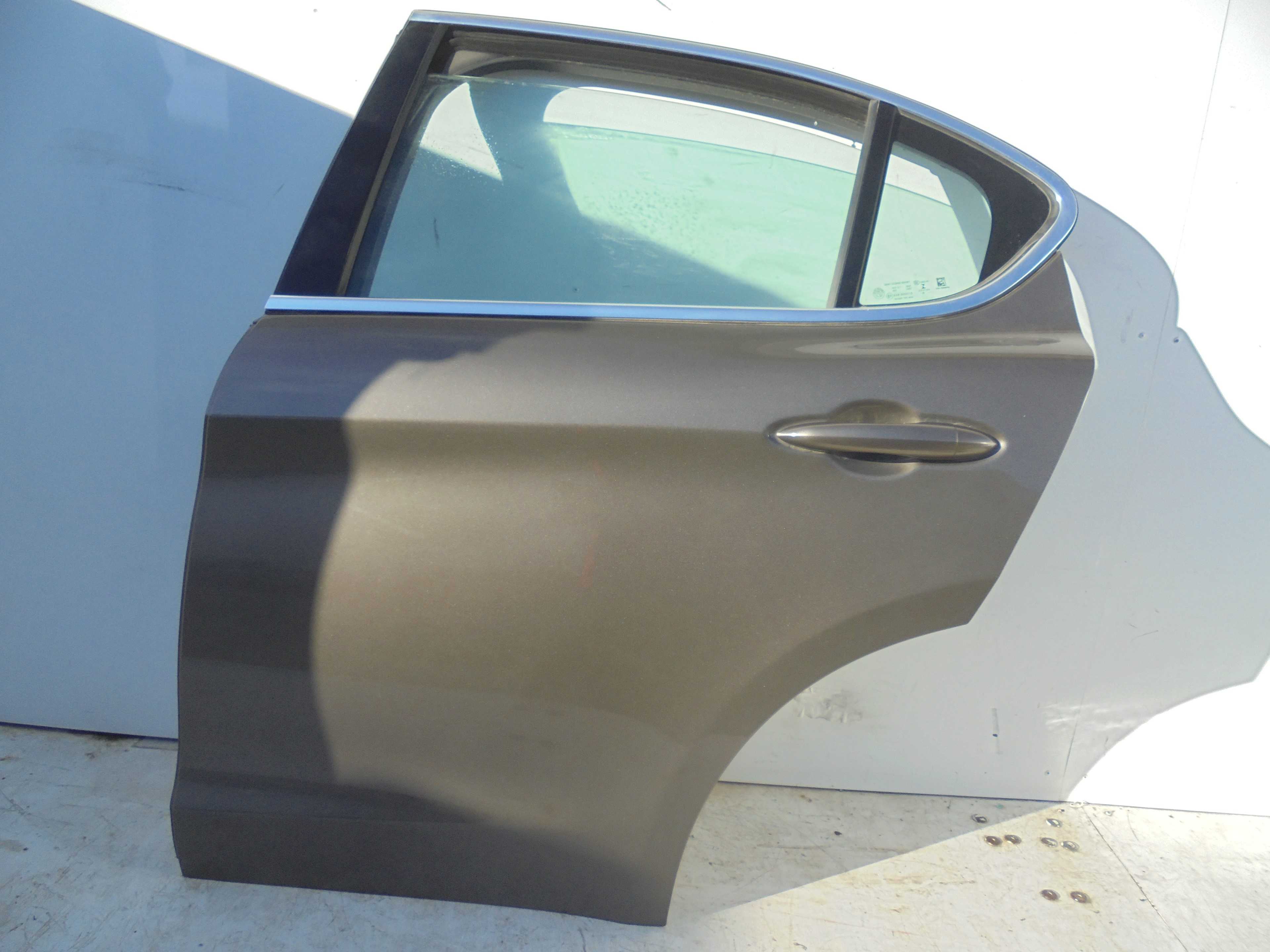 Recambio de puerta trasera izquierda para alfa romeo stelvio (630) executive 4wd referencia OEM IAM   