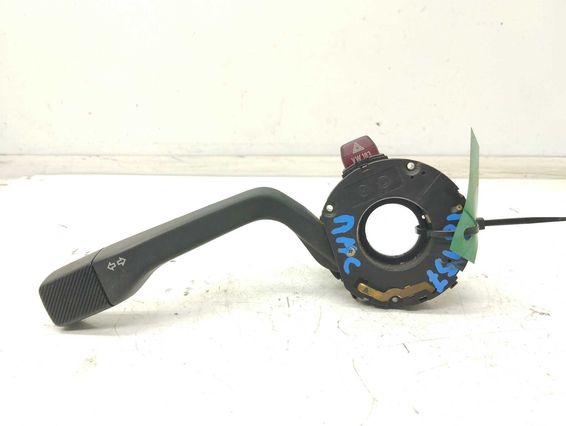 Recambio de mando intermitentes para seat toledo (1l) base referencia OEM IAM D0TSAEQB88001  