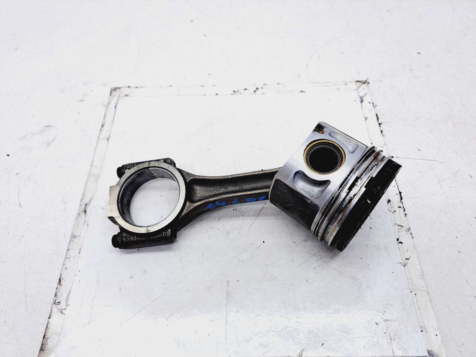 Recambio de piston para ford galaxy (vy) ambiente referencia OEM IAM 1147706  