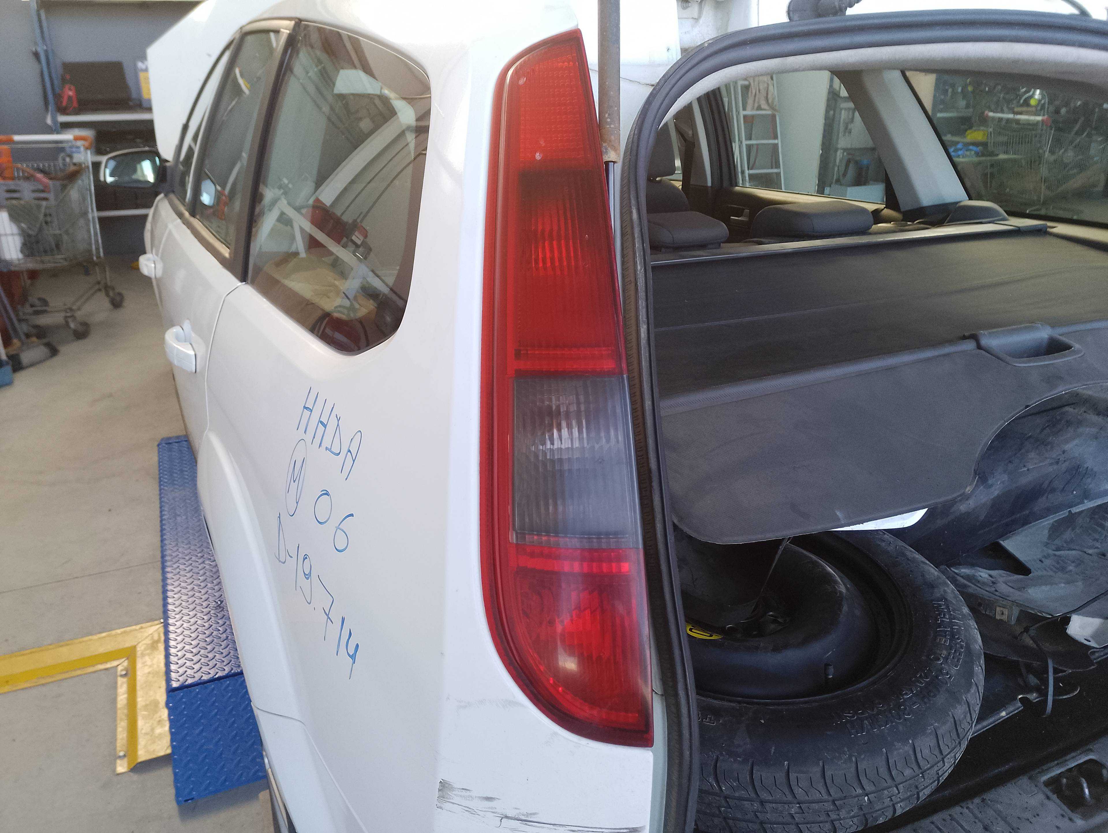 Recambio de piloto trasero izquierdo para ford focus berlina (cap) ambiente (d) referencia OEM IAM   