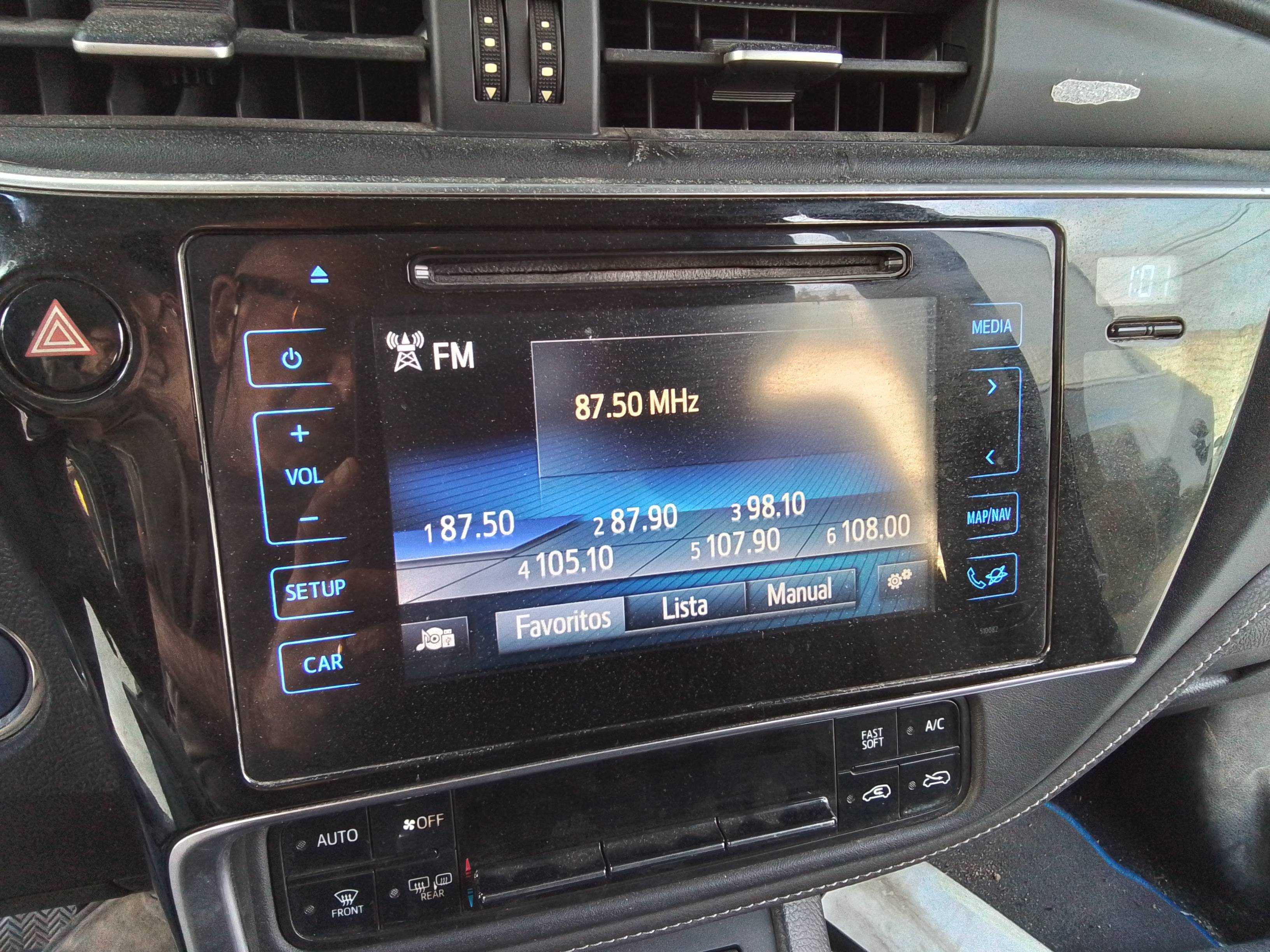 Recambio de pantalla multifuncion para toyota auris 1.8 16v (híbrido) referencia OEM IAM   