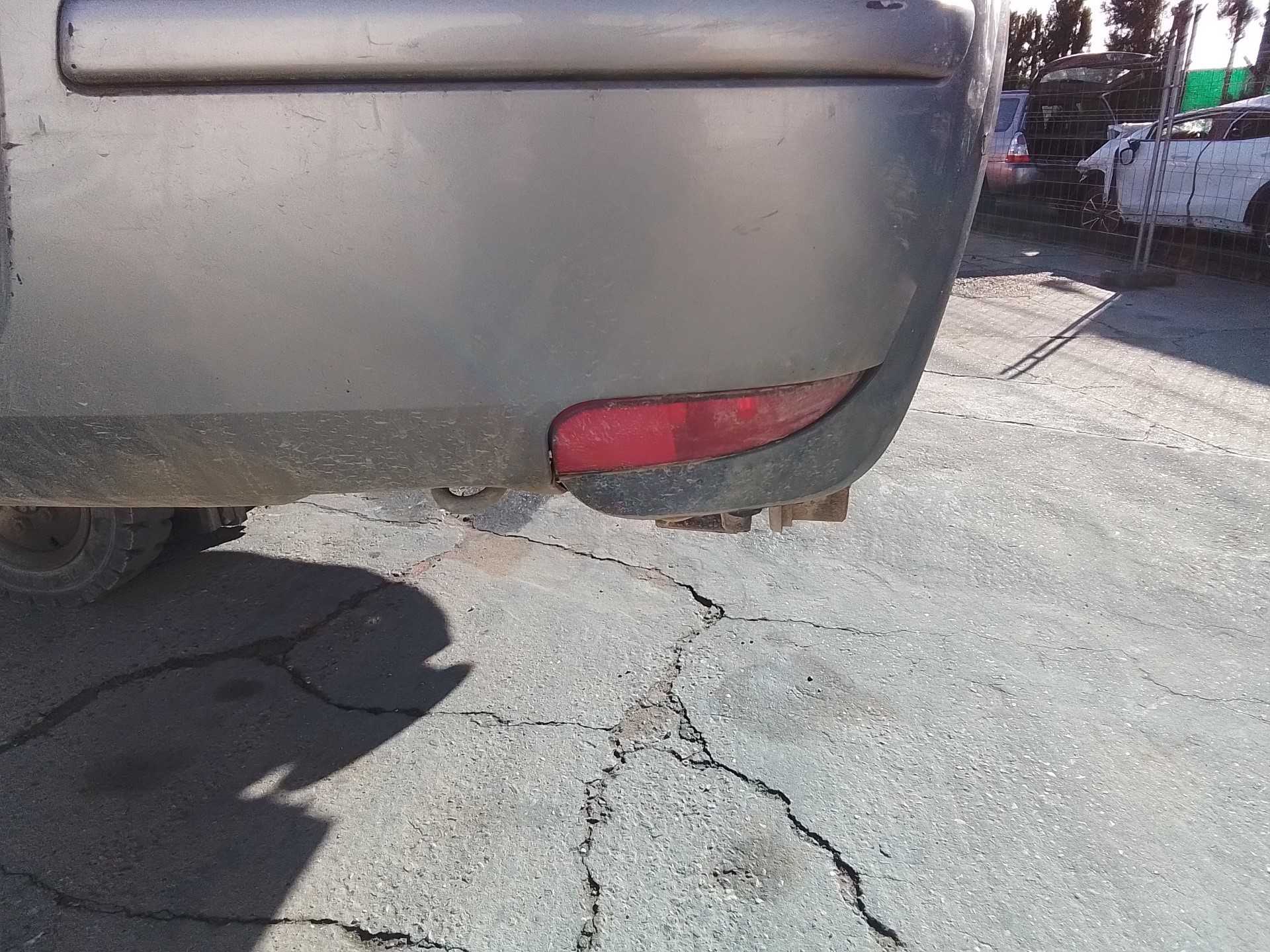 Recambio de faro antiniebla trasero derecho para opel corsa c blue line referencia OEM IAM   