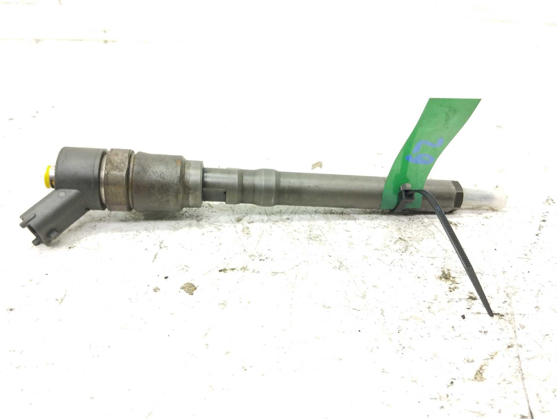 Recambio de inyector para kia cerato 2.0 ex crdi berlina (4-ptas.) referencia OEM IAM 3380027900 0445110126 