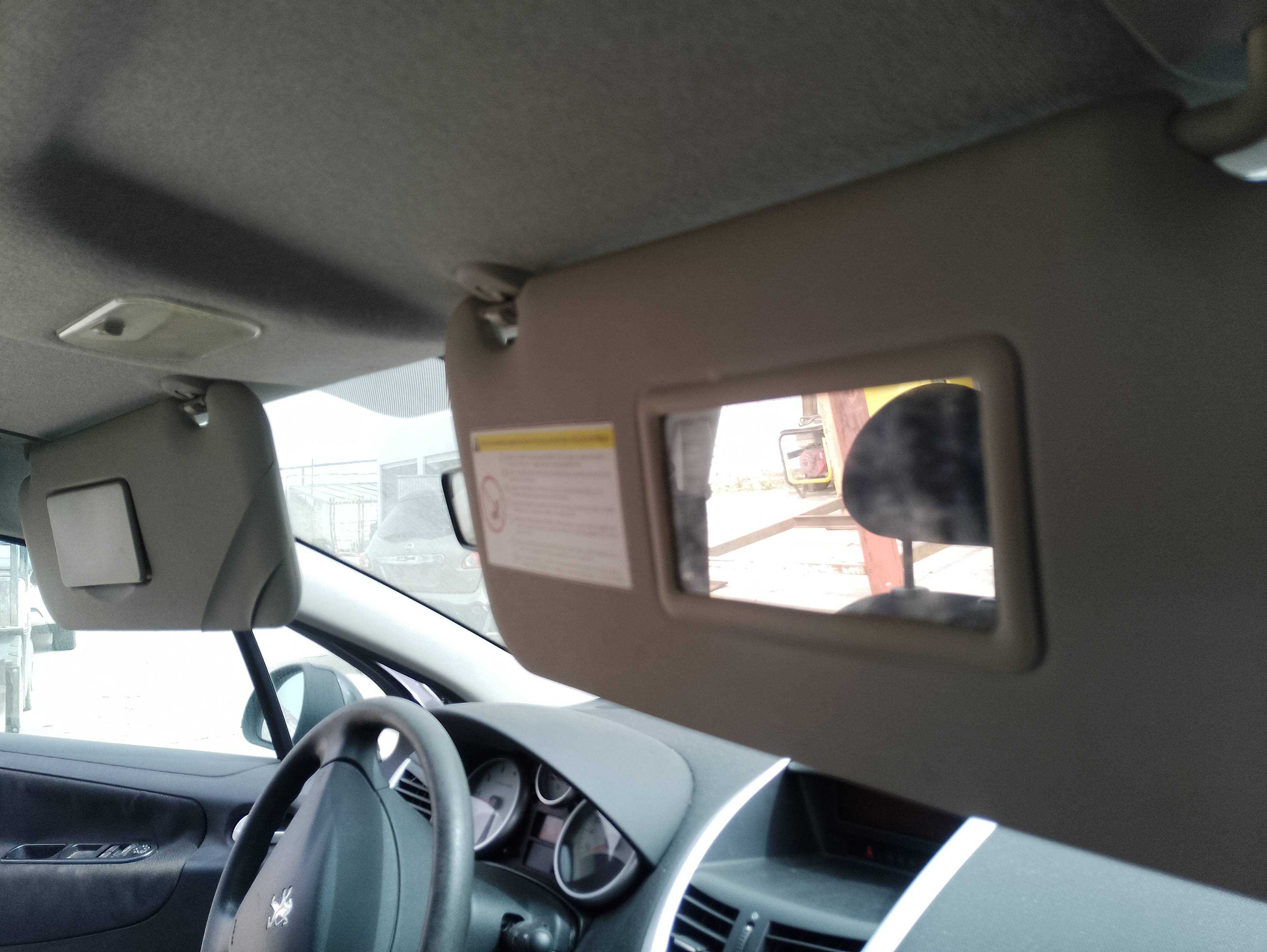 Recambio de parasol derecho para peugeot 207 confort referencia OEM IAM   