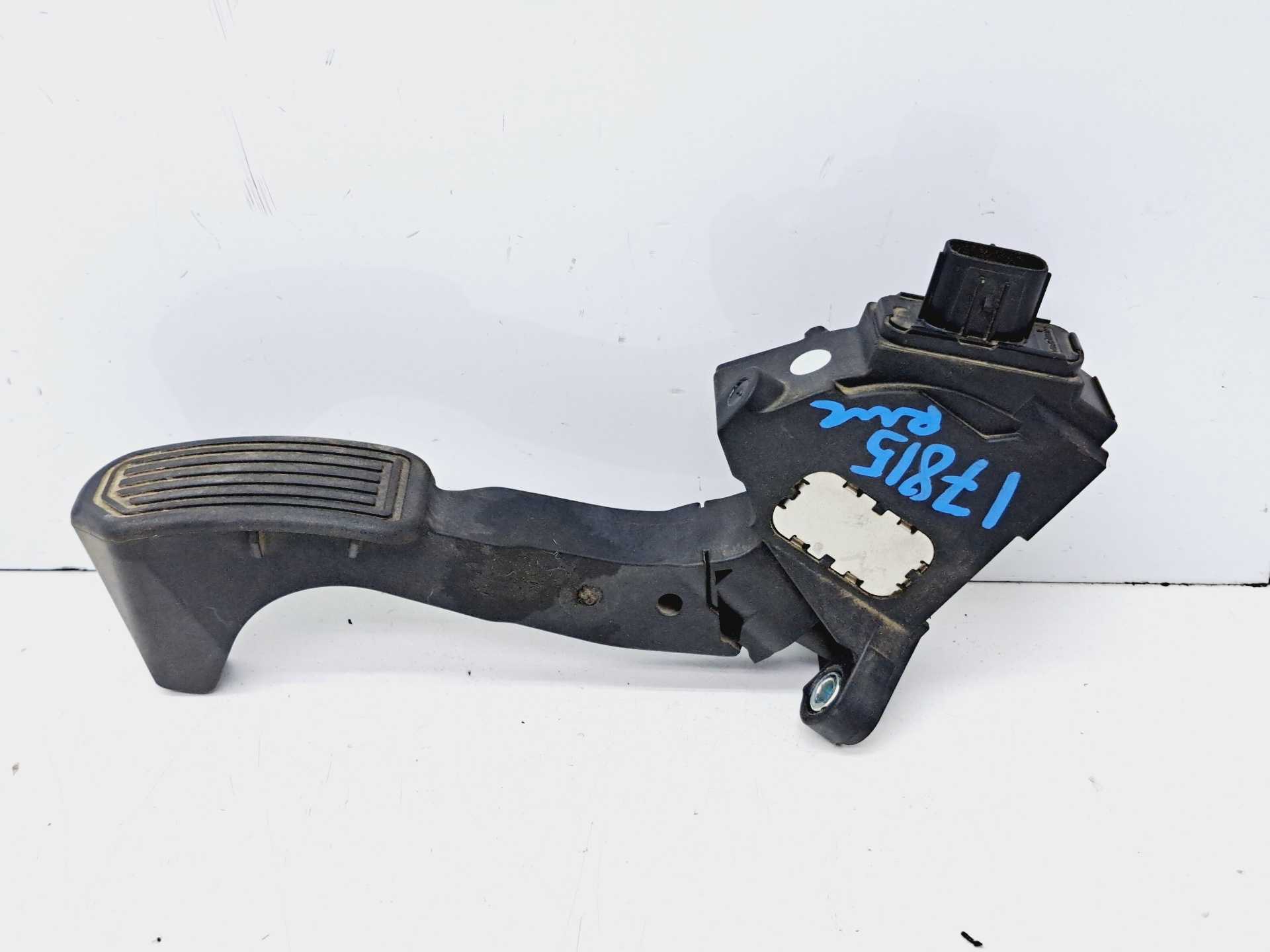 Recambio de pedal acelerador para toyota auris 1.8 16v (híbrido) referencia OEM IAM 7811002120  