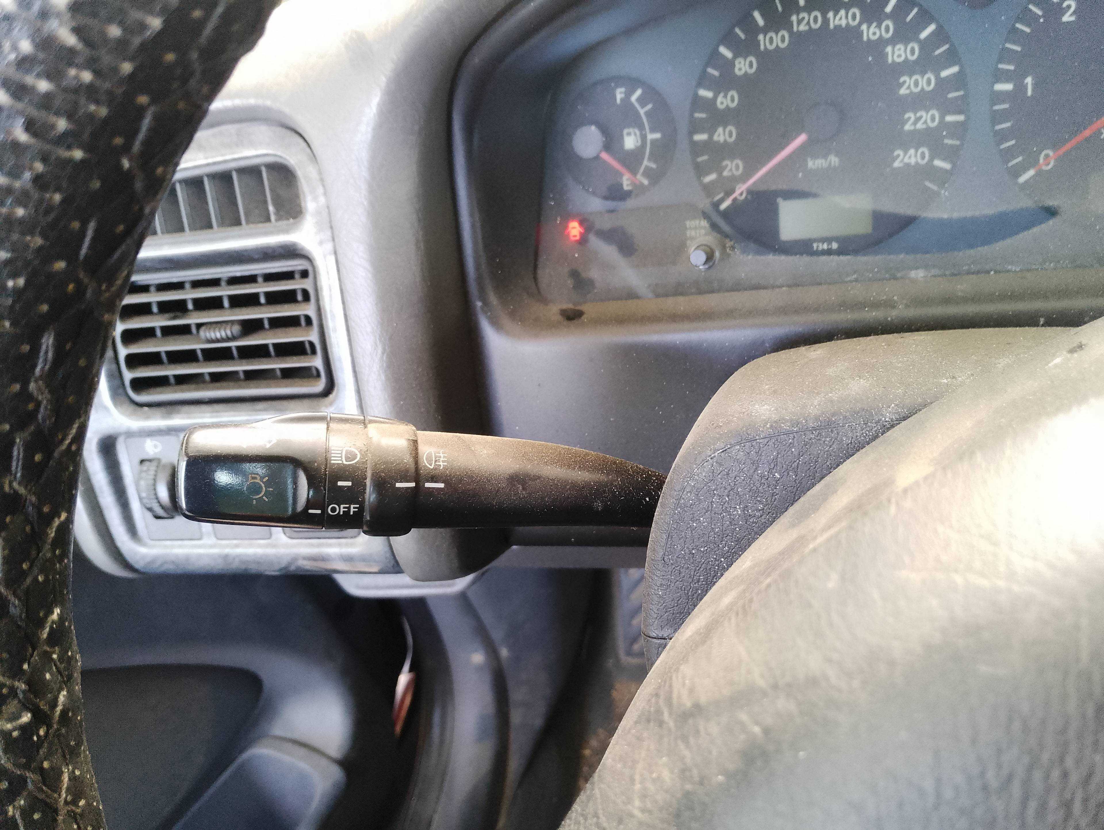 Recambio de mando intermitentes para toyota avensis berlina (t 22) 2.0 td luna (5-ptas.) referencia OEM IAM   