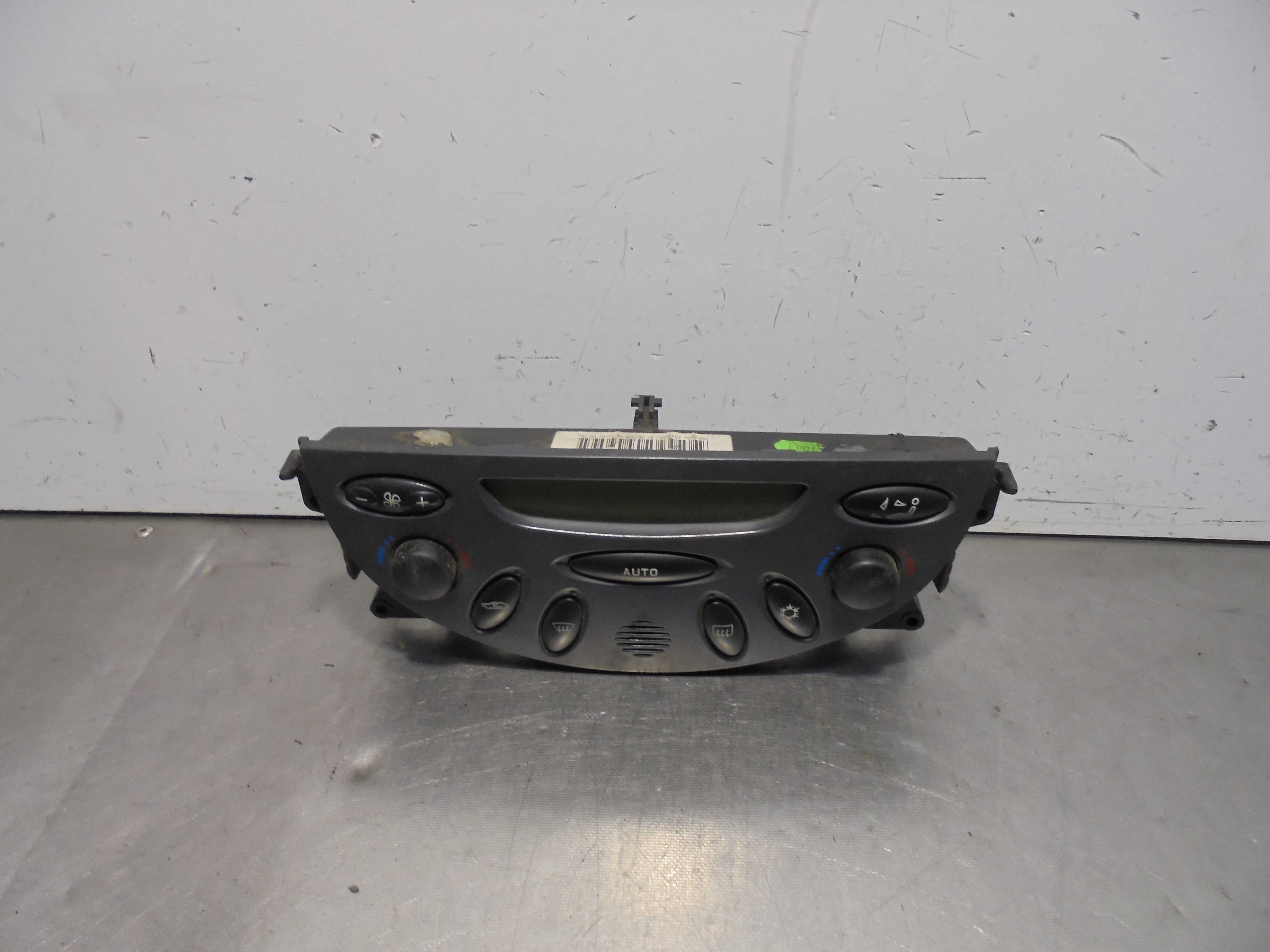 Recambio de mando climatizador para citroën c5 berlina referencia OEM IAM 96511176XT DELPHI 
