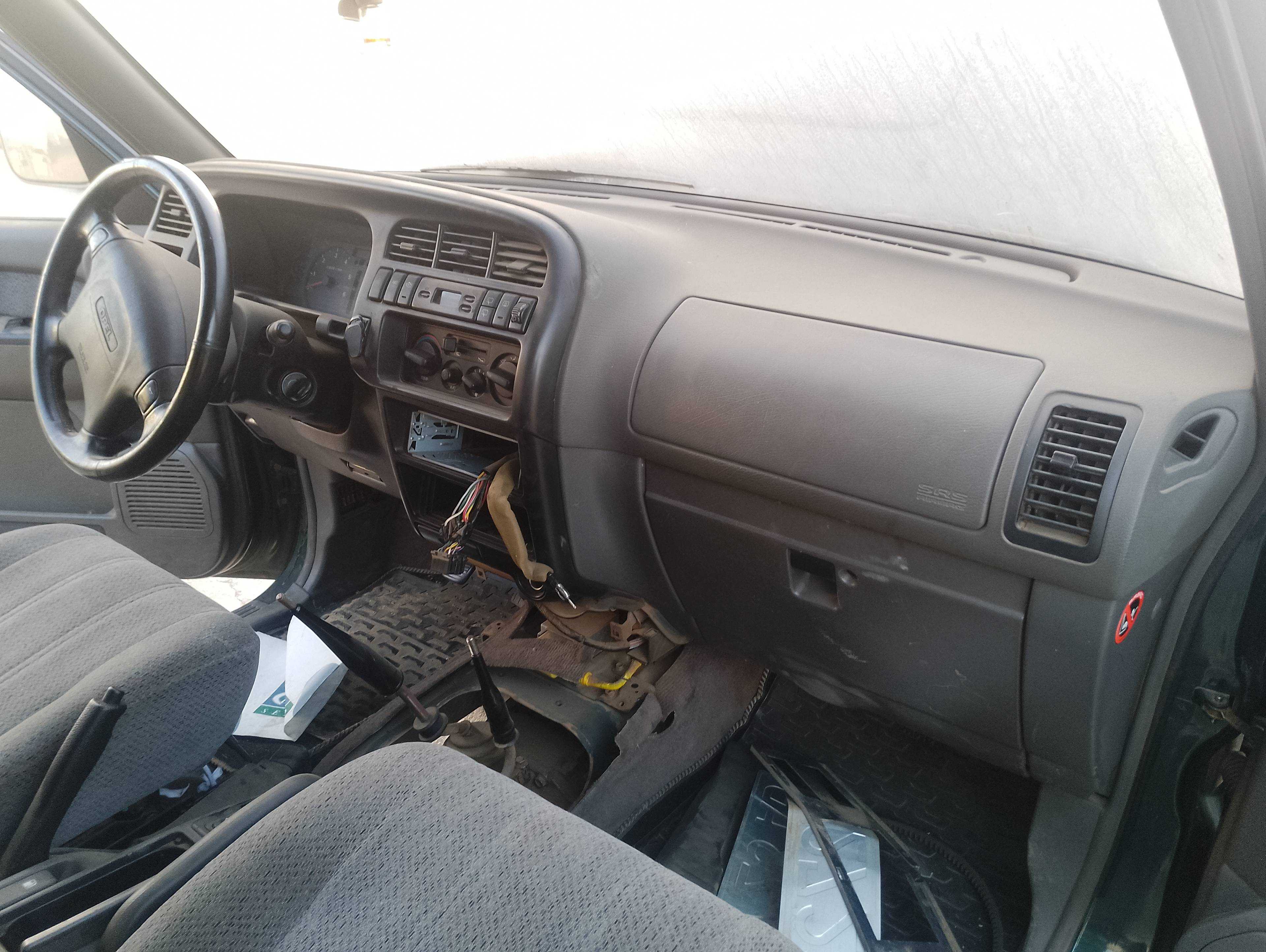 Recambio de salpicadero para opel monterey básico referencia OEM IAM   