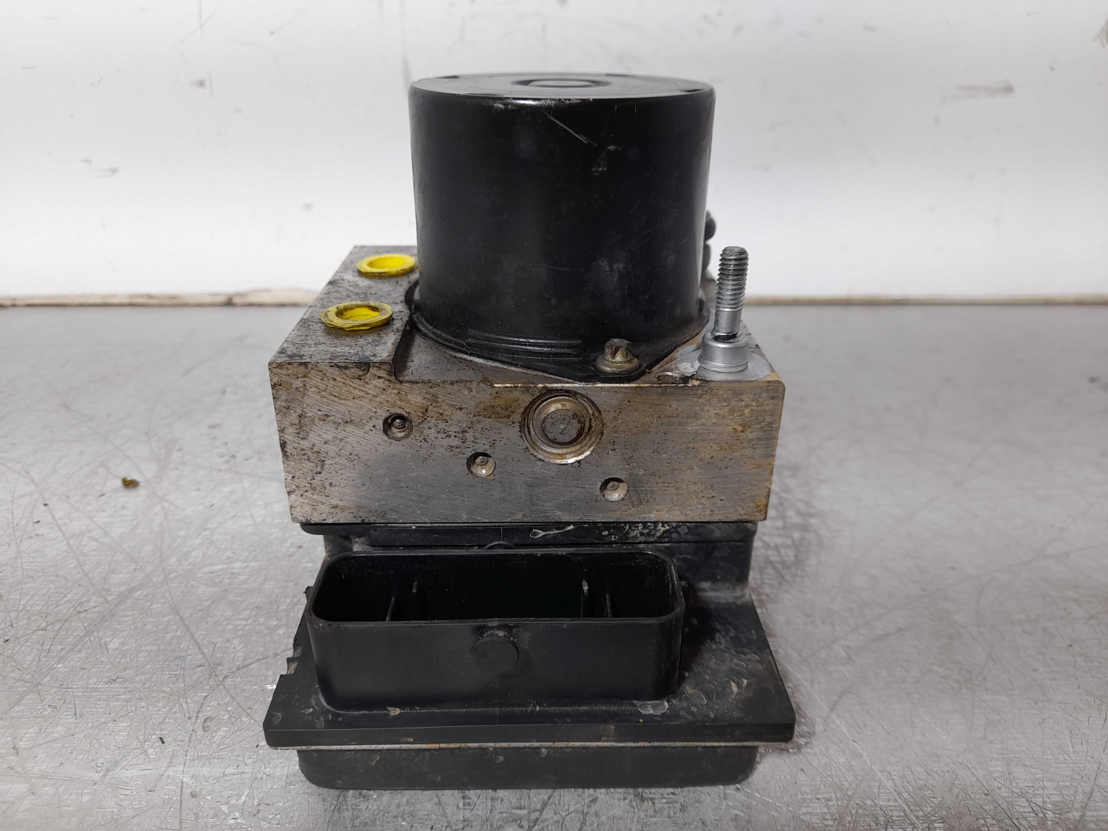 Recambio de abs para seat ibiza (6j5) ecomotive referencia OEM IAM 6R0614517AD  