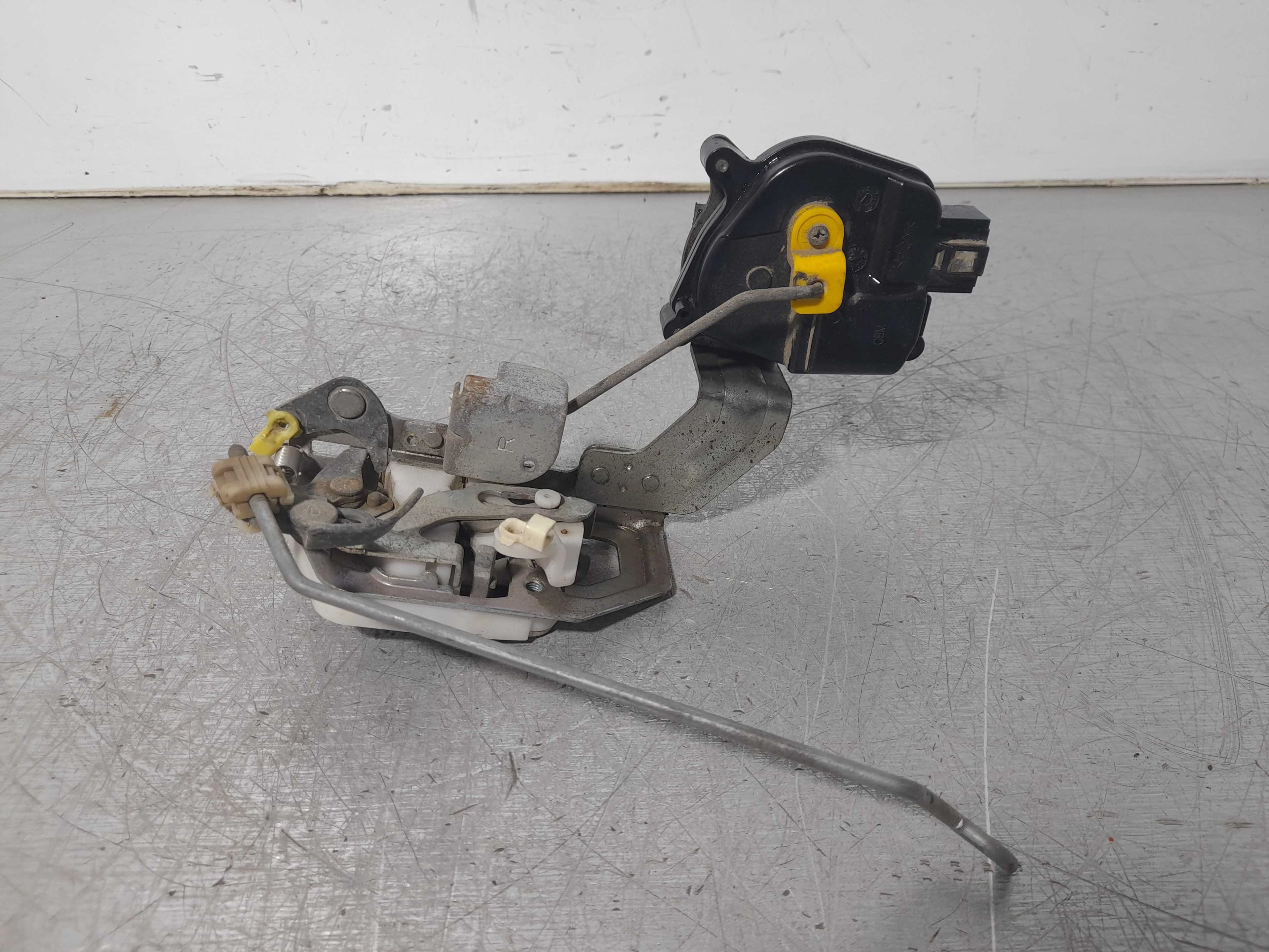 Recambio de cerradura puerta delantera derecha para chevrolet matiz se referencia OEM IAM   