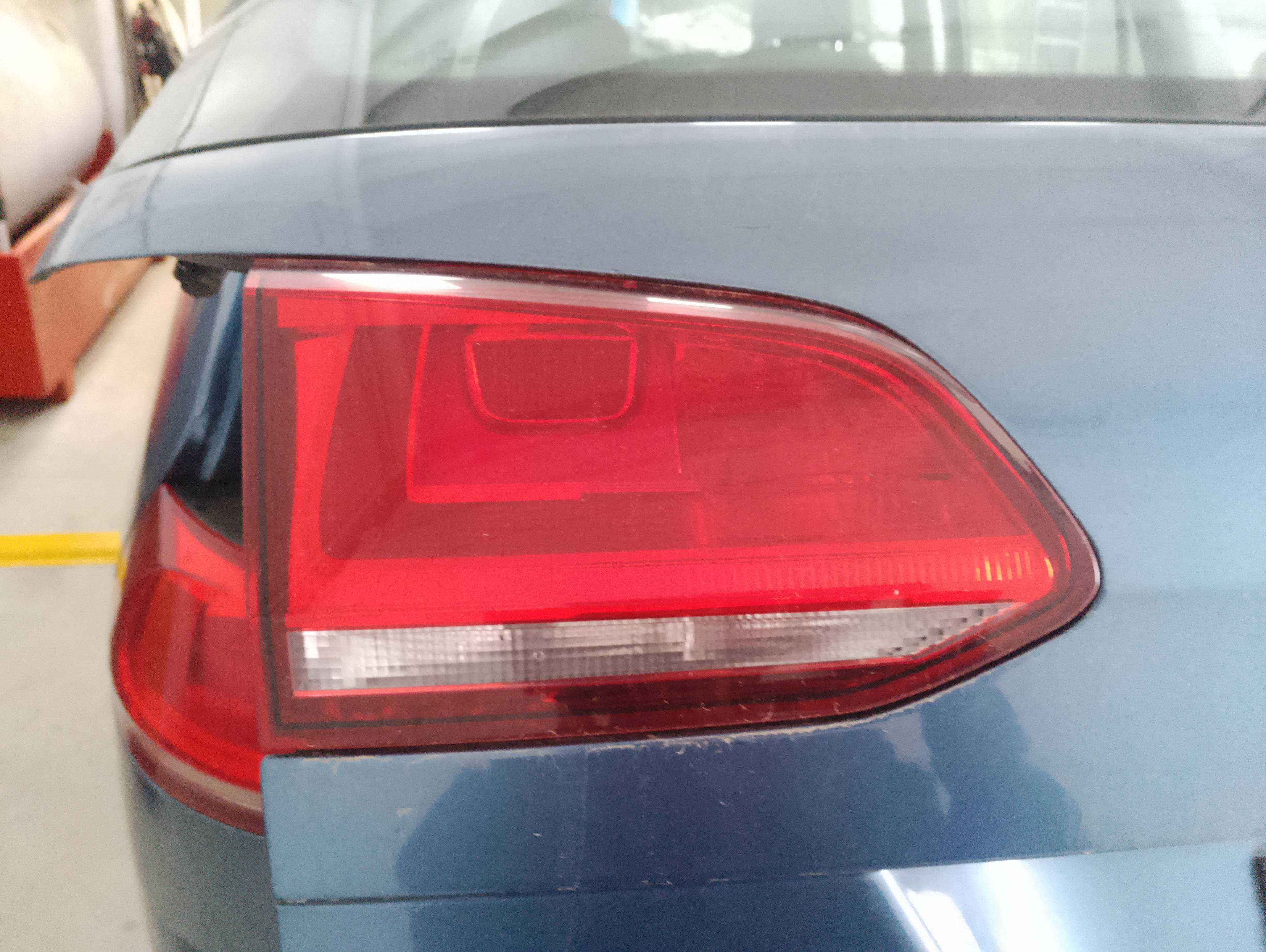 Recambio de piloto porton trasero izquierdo para volkswagen golf vii lim. (5g1) advance bluemotion referencia OEM IAM   