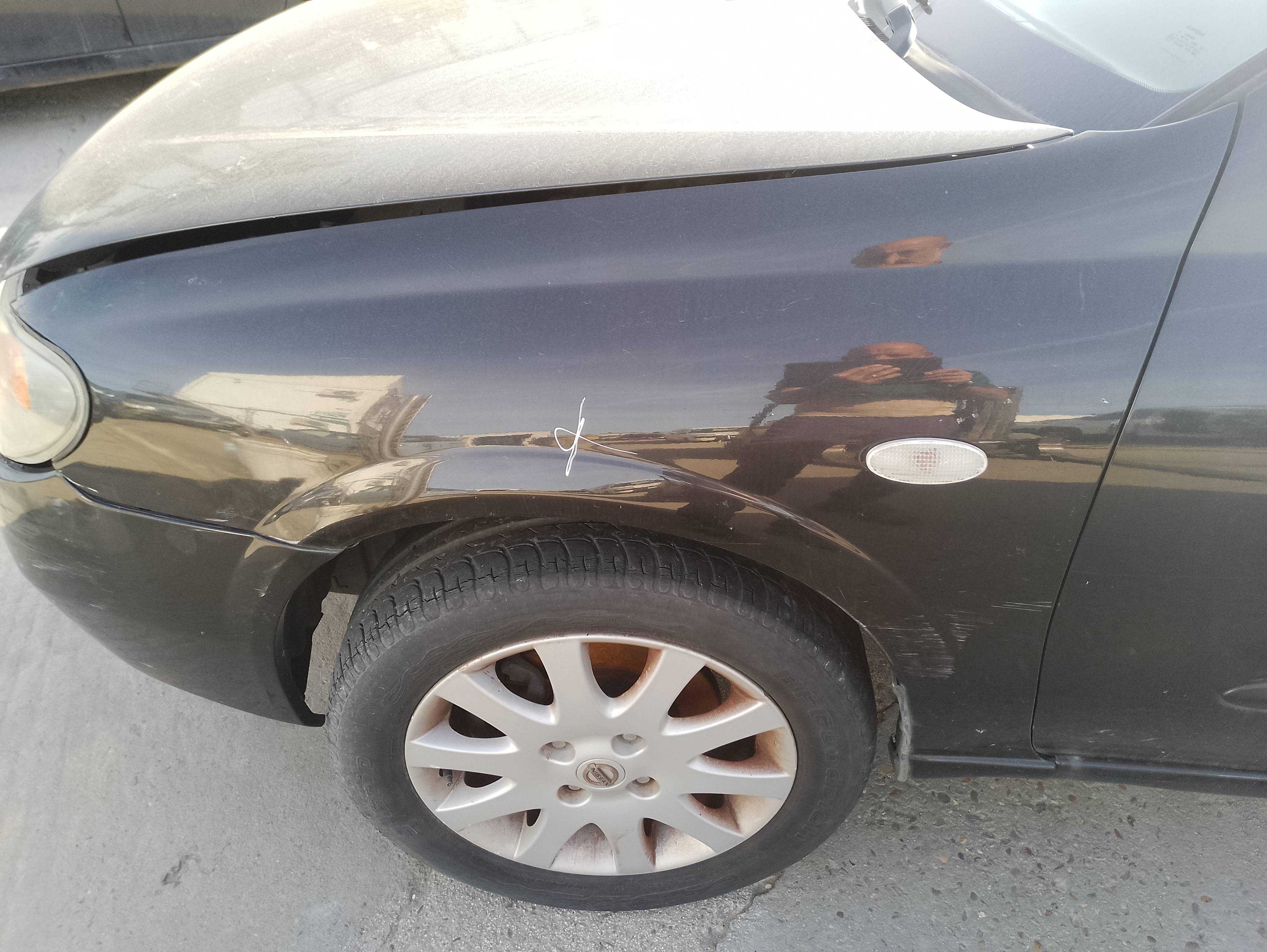 Recambio de aleta delantera izquierda para nissan almera (n16/e) acenta referencia OEM IAM   