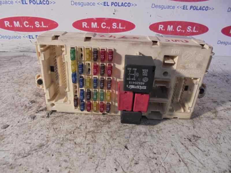 Recambio de caja reles / fusibles para fiat punto berlina (188) 1.2 cat referencia OEM IAM 46758963  