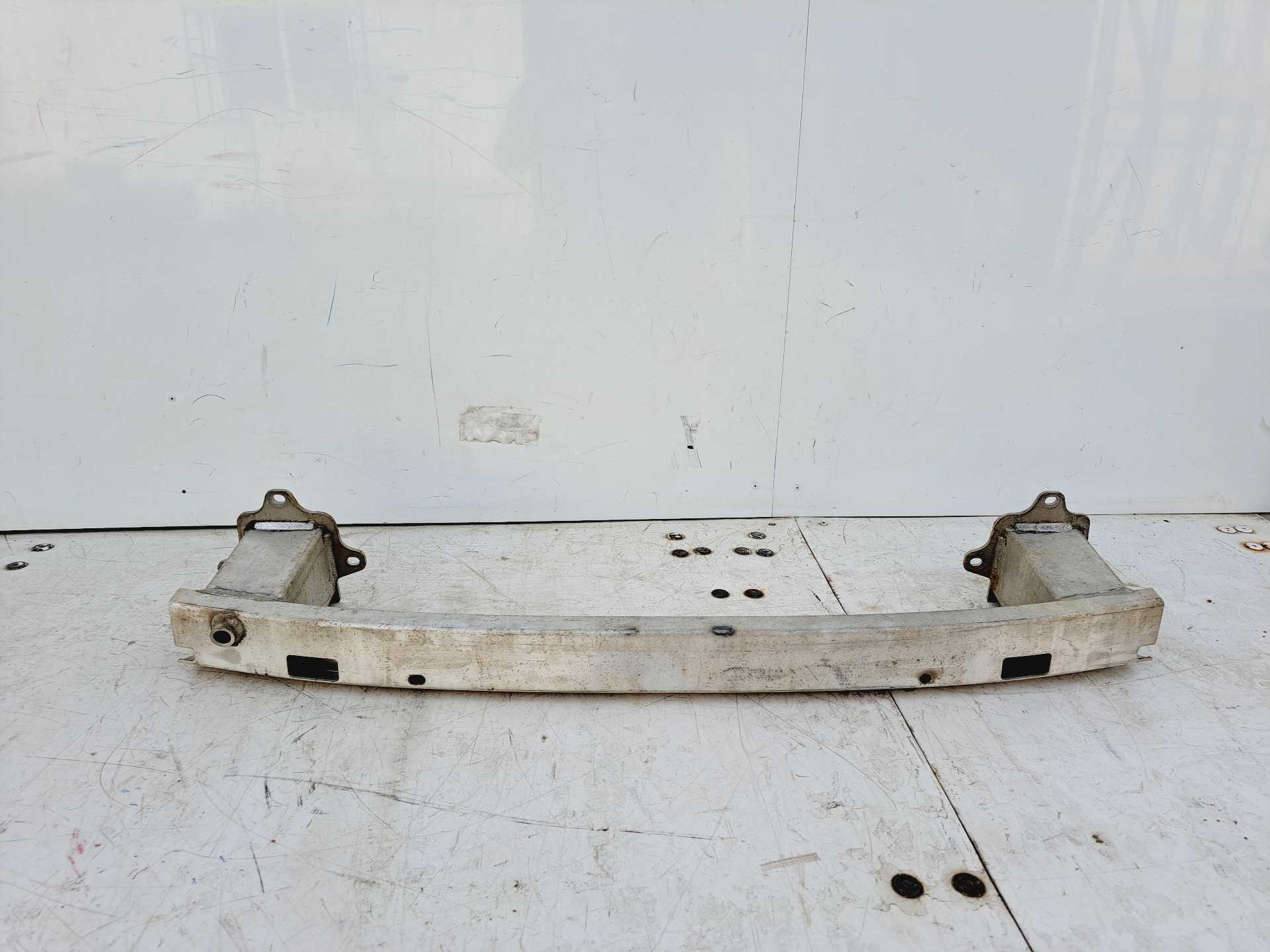Recambio de refuerzo paragolpes trasero para alfa romeo stelvio (630) executive 4wd referencia OEM IAM   