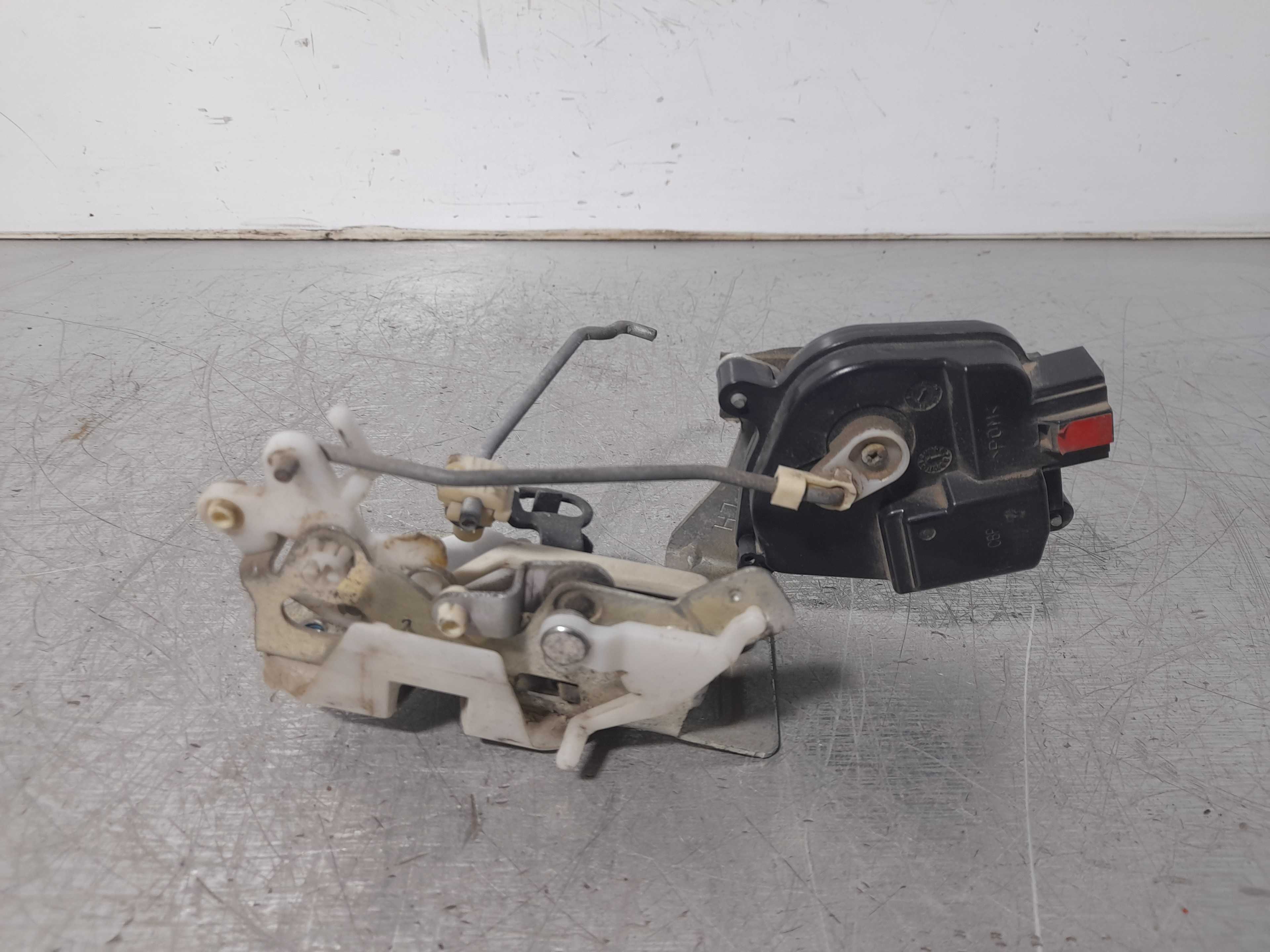 Recambio de cerradura puerta trasera izquierda para chevrolet matiz se referencia OEM IAM   