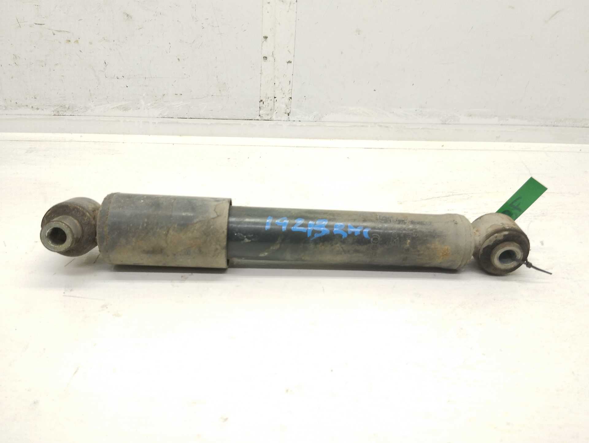 Recambio de amortiguador delantero izquierdo para iveco 35s12 referencia OEM IAM 5802392684  
