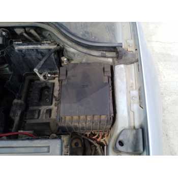 CAJA RELES / FUSIBLES 