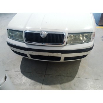 Recambio de paragolpes delantero para skoda octavia ii (1z3) 1.9 tdi referencia OEM IAM 1U0807221B  