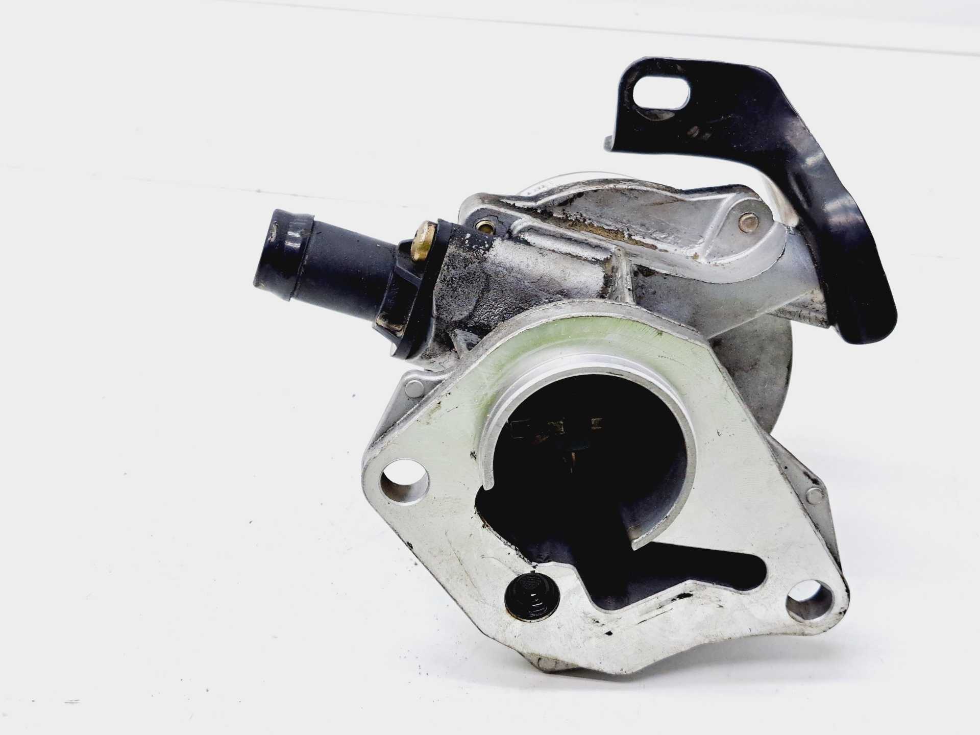 Recambio de depresor freno / bomba vacio para renault scenic ii 1.5 dci diesel referencia OEM IAM 7006730000  