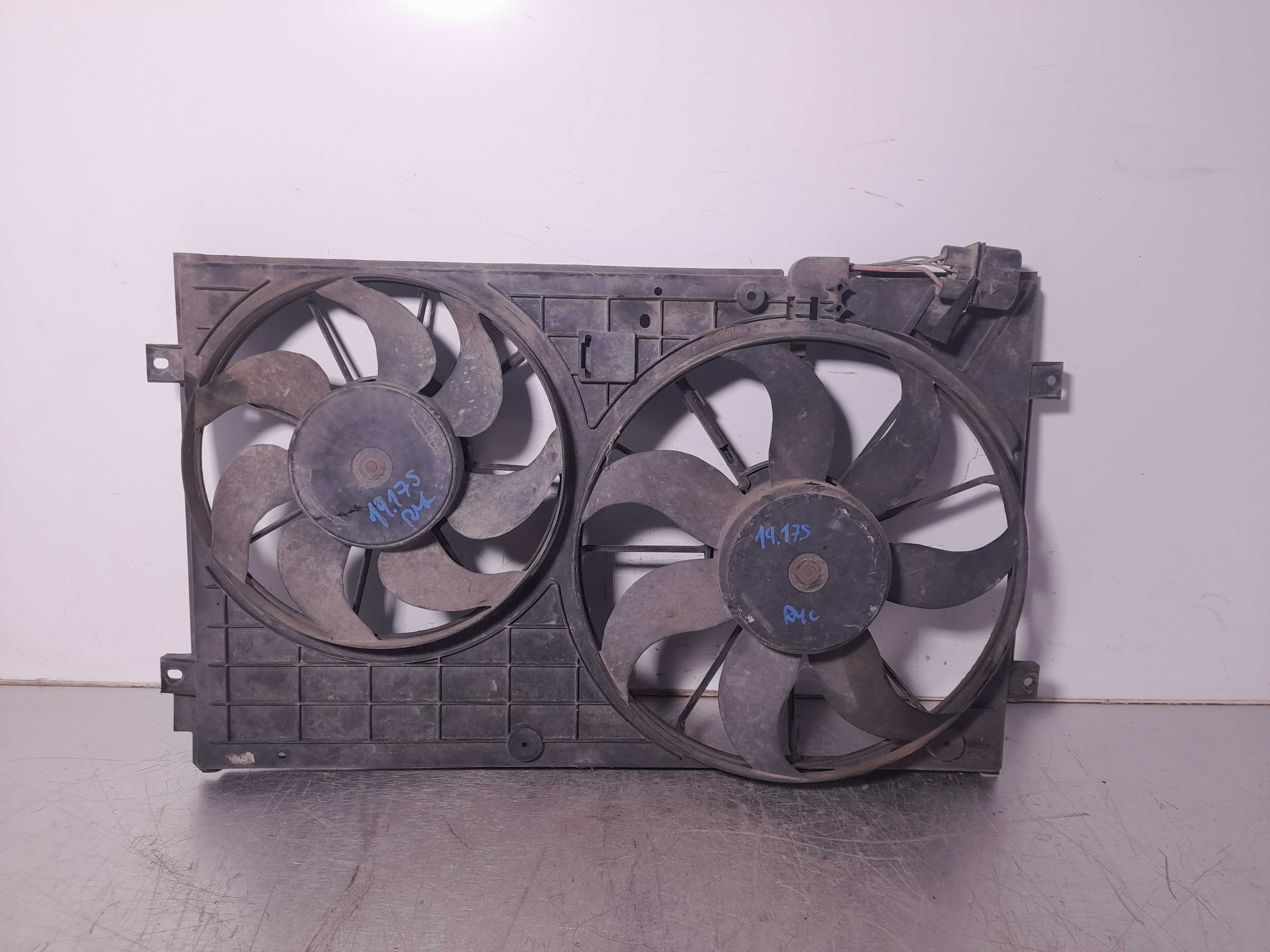 Recambio de electroventilador para seat leon (1p1) comfort limited referencia OEM IAM   