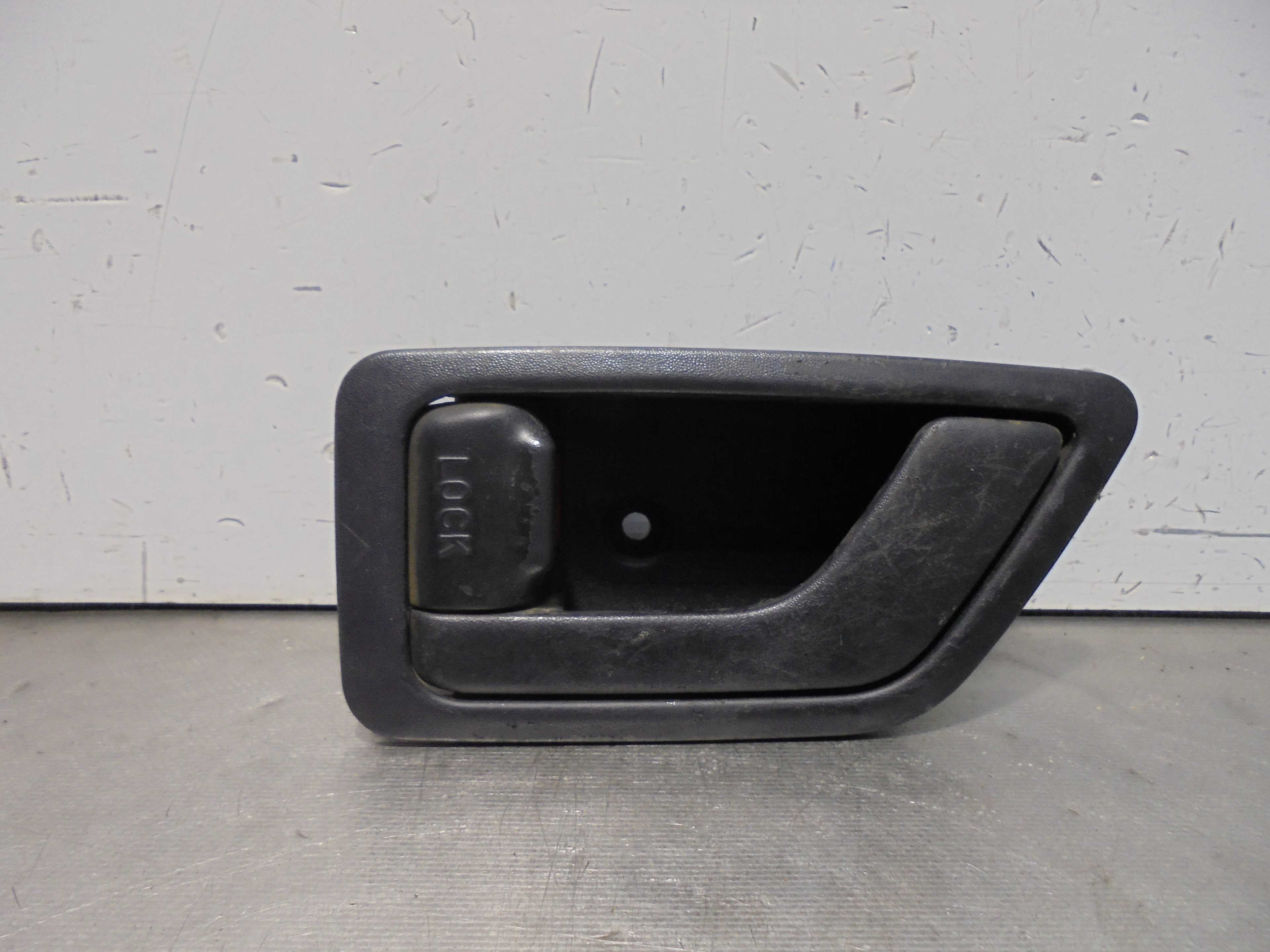 Recambio de maneta interior delantera izquierda para hyundai getz (tb) 1.3 básico referencia OEM IAM 82611TB010  