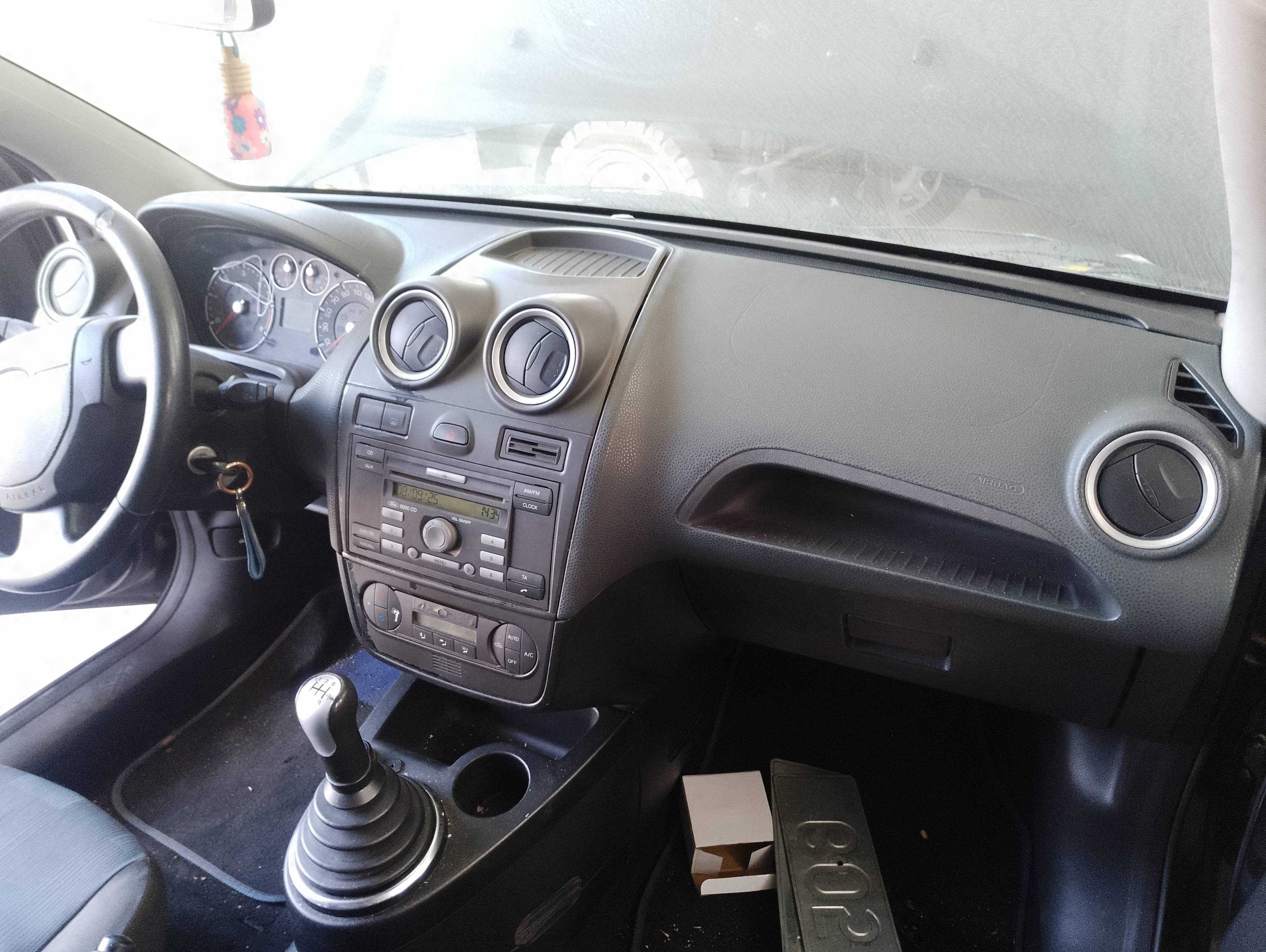 Recambio de salpicadero para ford fiesta (cbk) ambiente referencia OEM IAM   