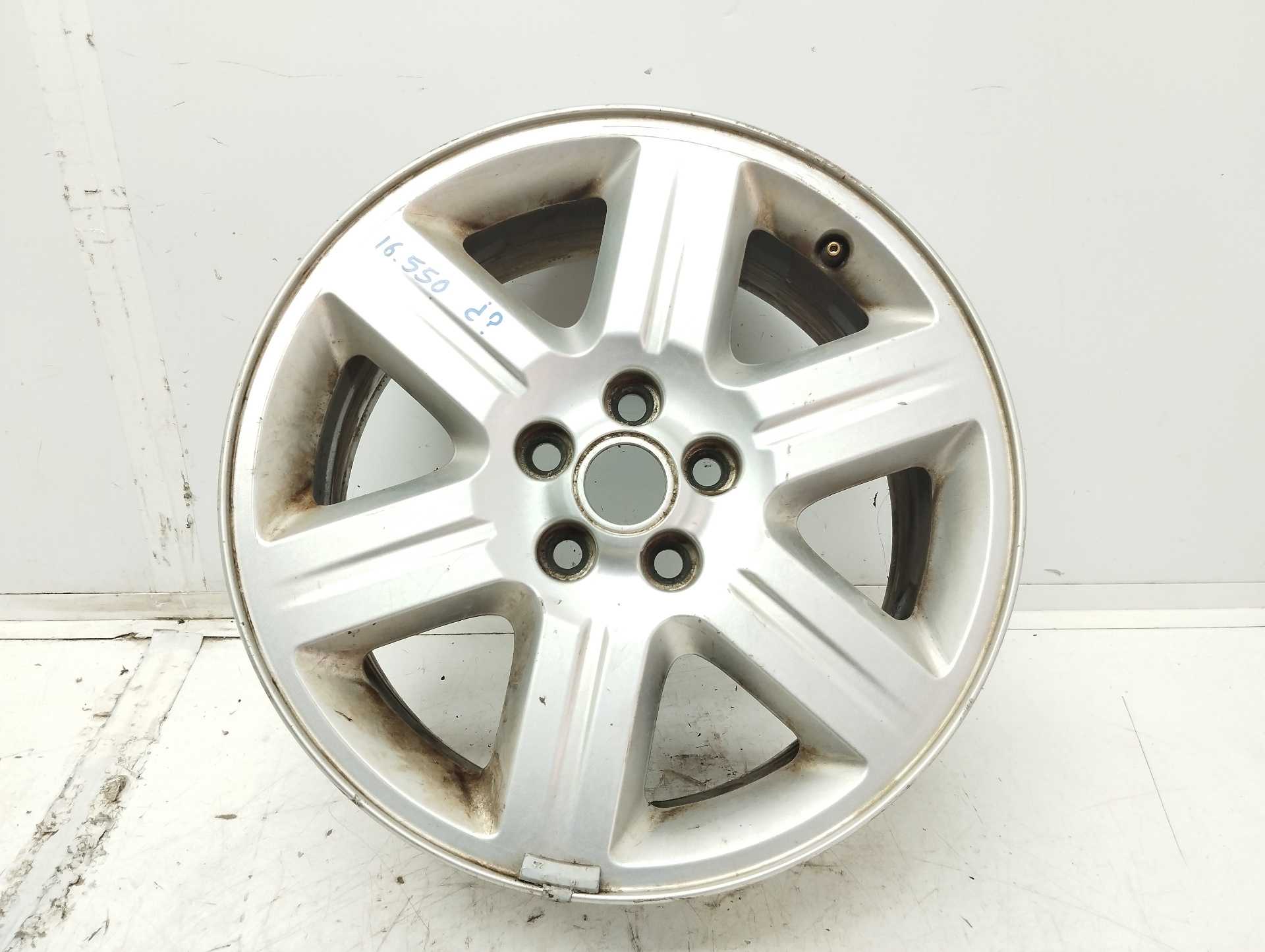 Recambio de llanta para land rover freelander (lr2) td4 e referencia OEM IAM R17  