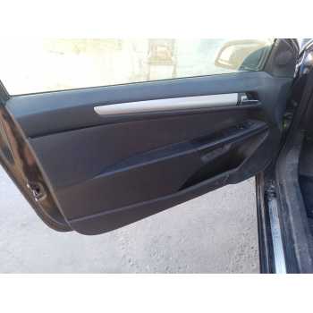 GUARNECIDO PUERTA DELANTERA IZQUIERDA 