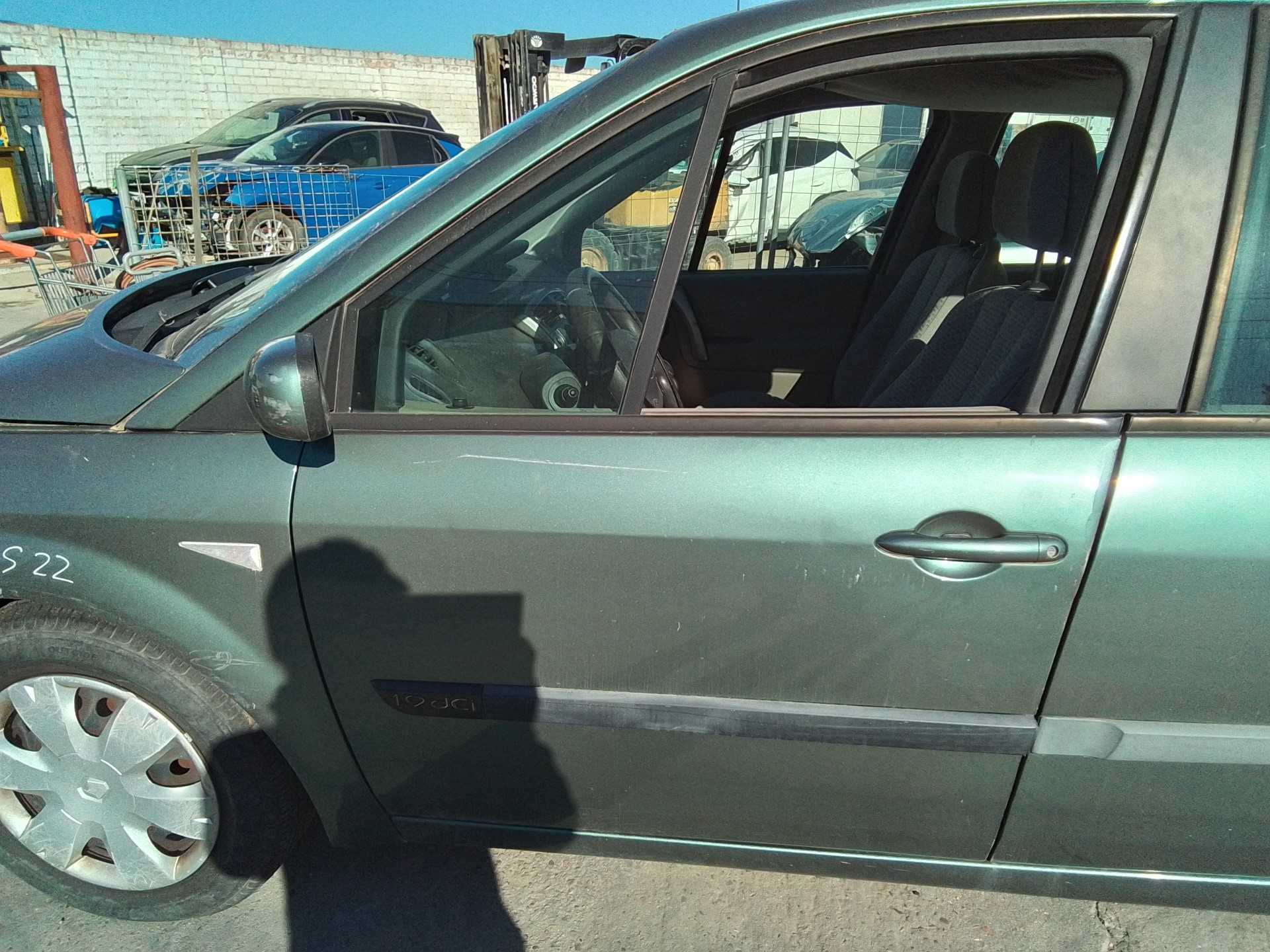Recambio de puerta delantera izquierda para renault scenic ii authentique referencia OEM IAM   