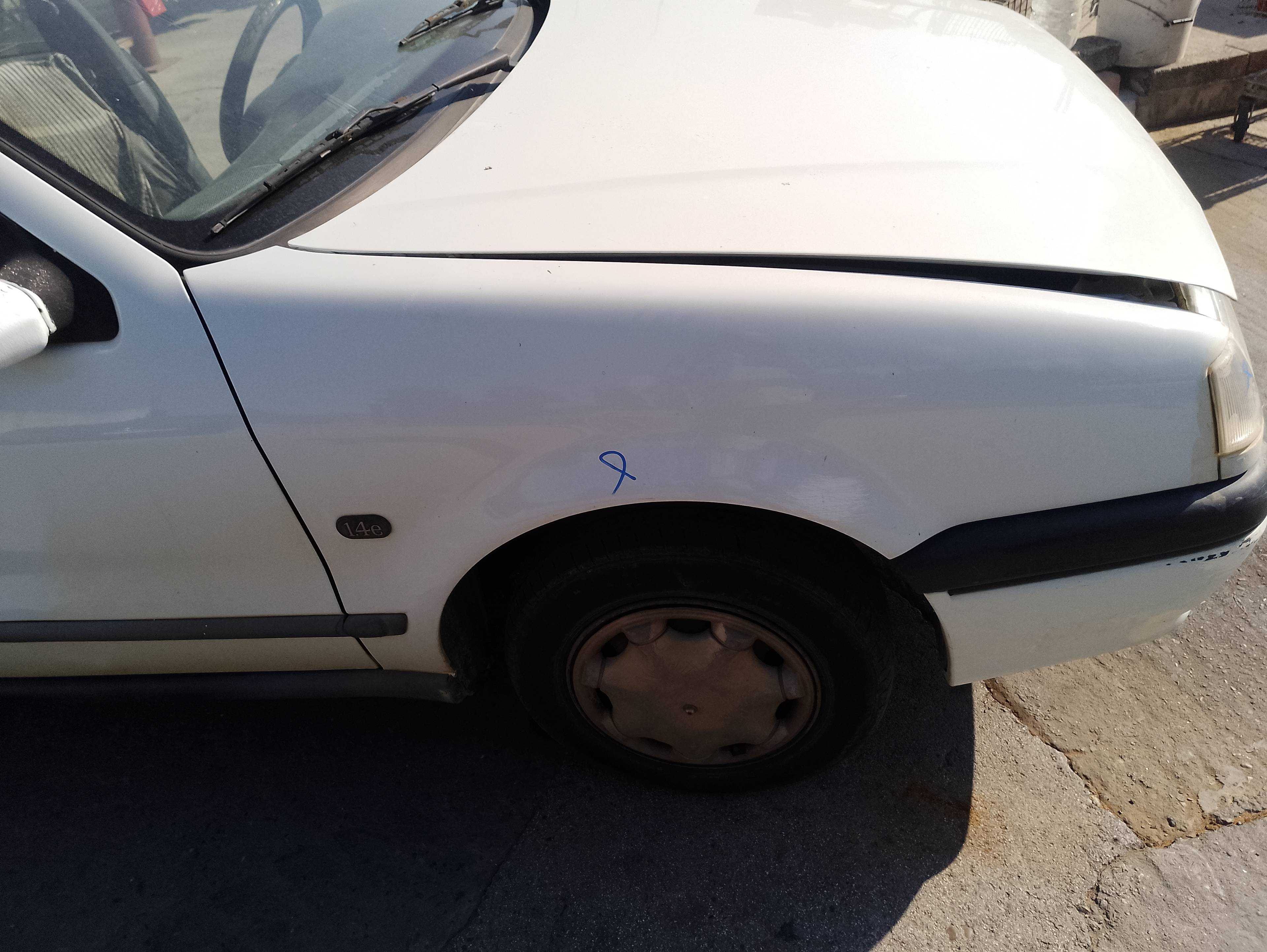 Recambio de aleta delantera derecha para renault 19 (b/c/l53) referencia OEM IAM   