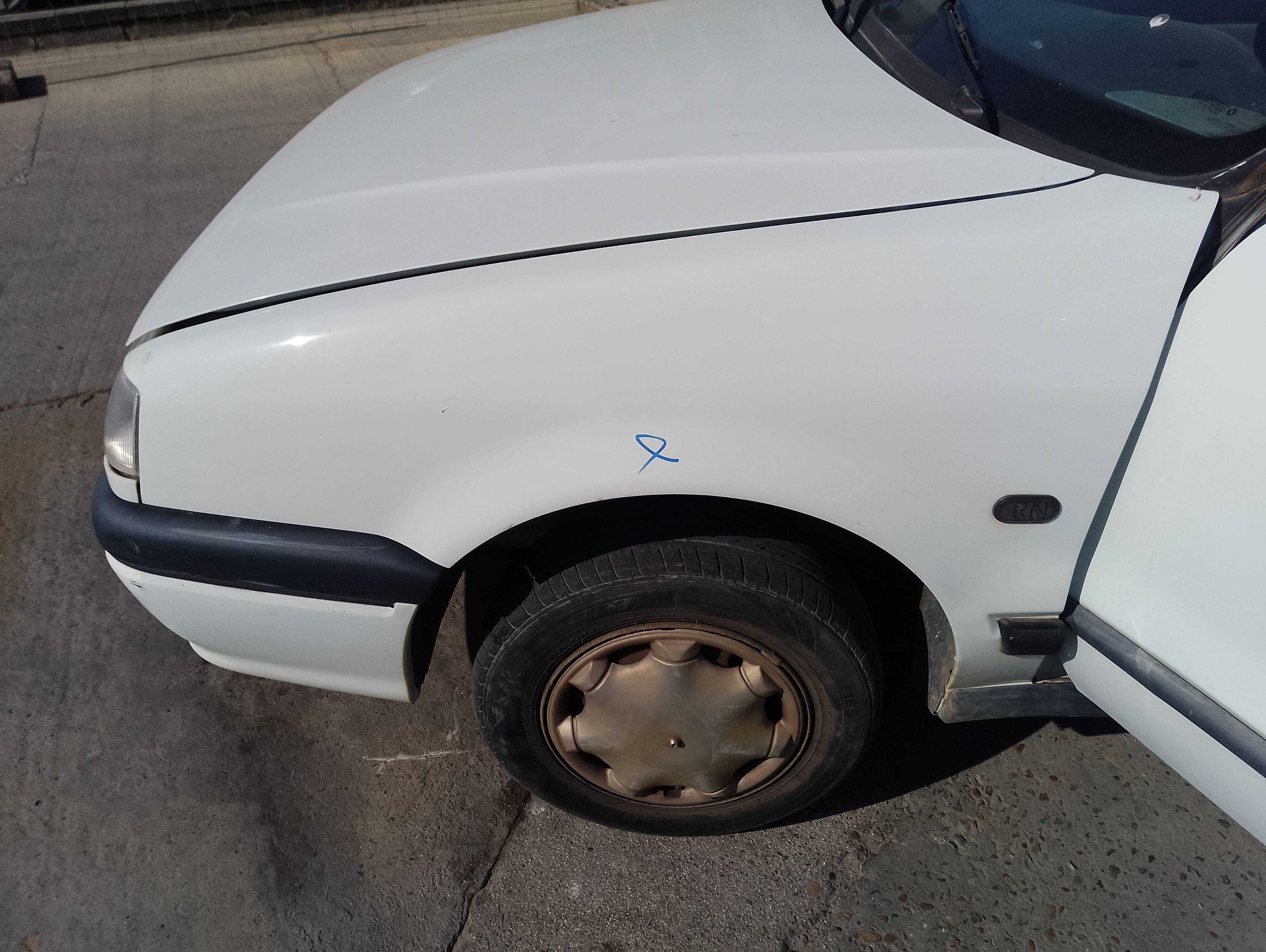 Recambio de aleta delantera izquierda para renault 19 (b/c/l53) referencia OEM IAM   