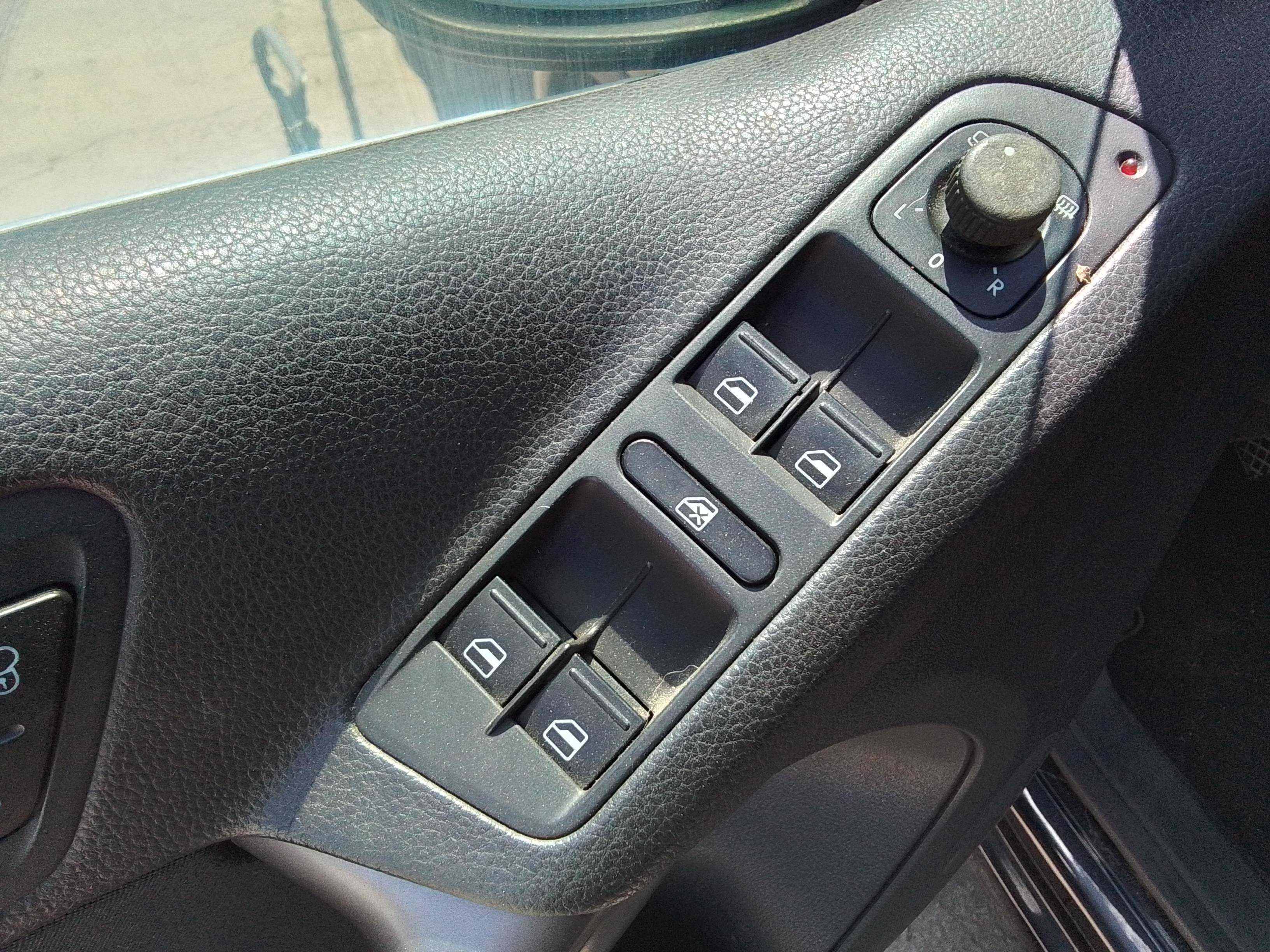 Recambio de mando elevalunas delantero izquierdo para volkswagen tiguan (5n1) 2.0 tdi referencia OEM IAM 1K4959857B  