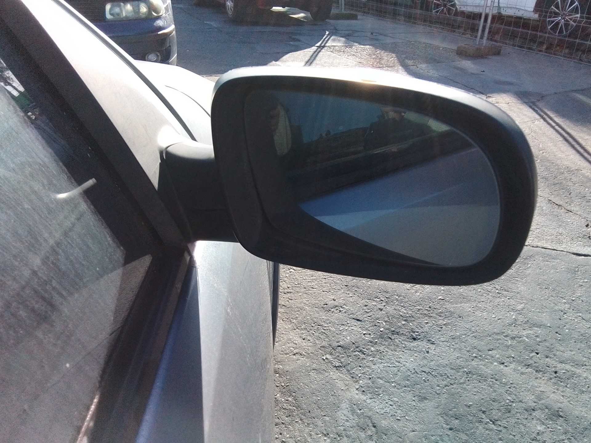 Recambio de retrovisor derecho para opel corsa c blue line referencia OEM IAM   