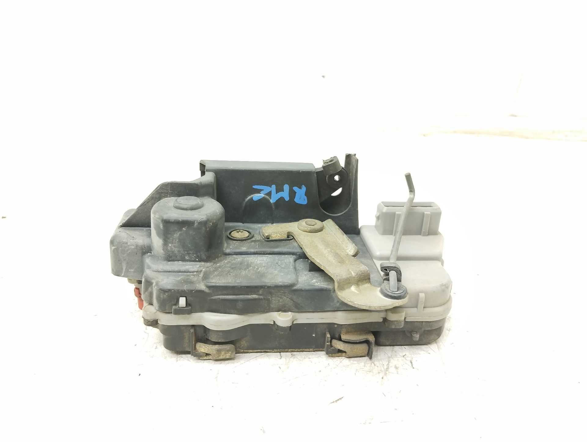 Recambio de cerradura puerta trasera izquierda para peugeot 406 berlina (s1/s2) srdt referencia OEM IAM  913758 