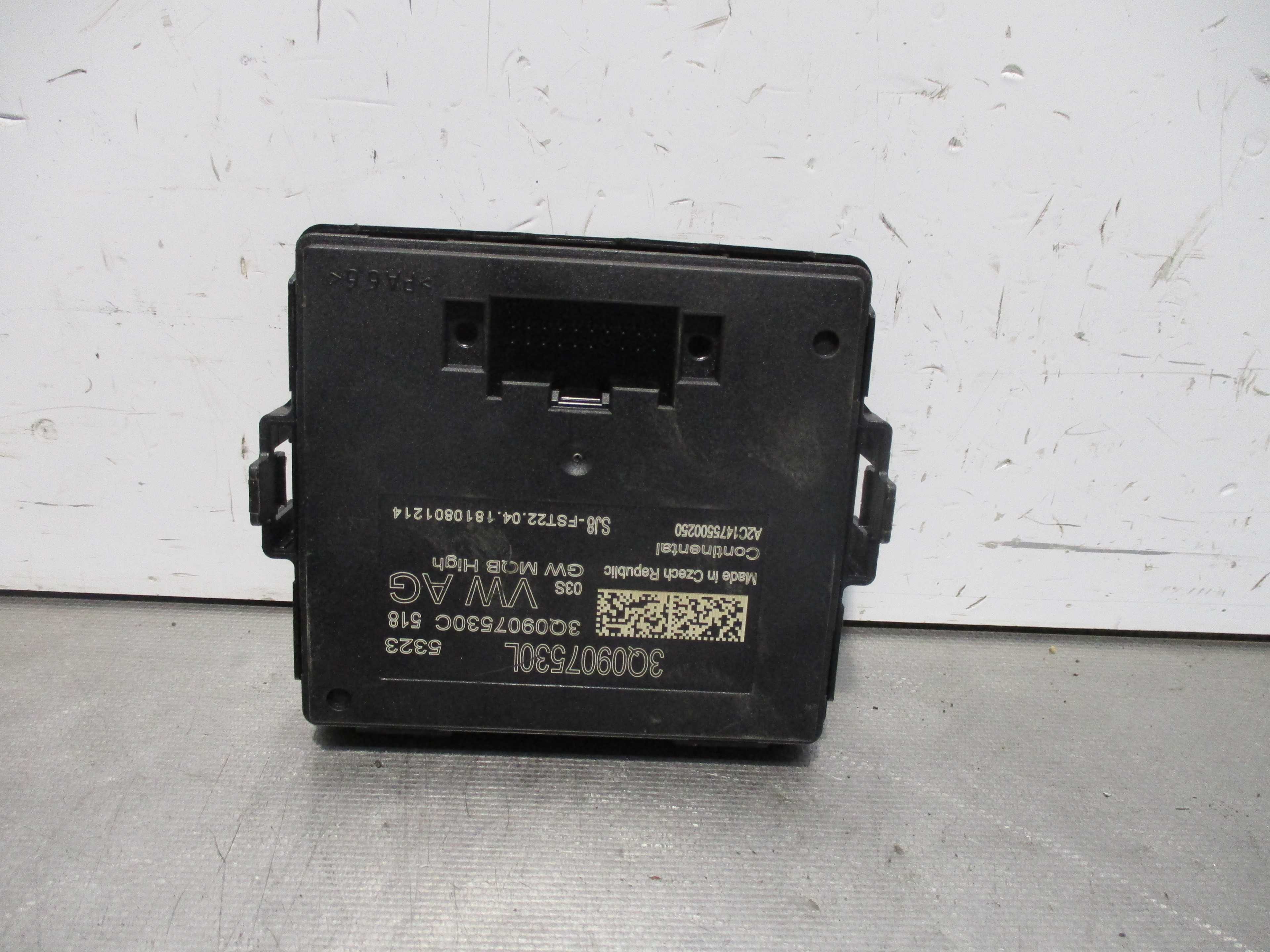 Recambio de modulo electronico para audi a3 sedán (8vm) 30 tdi básico referencia OEM IAM 3Q0907530L CONTINENTAL 