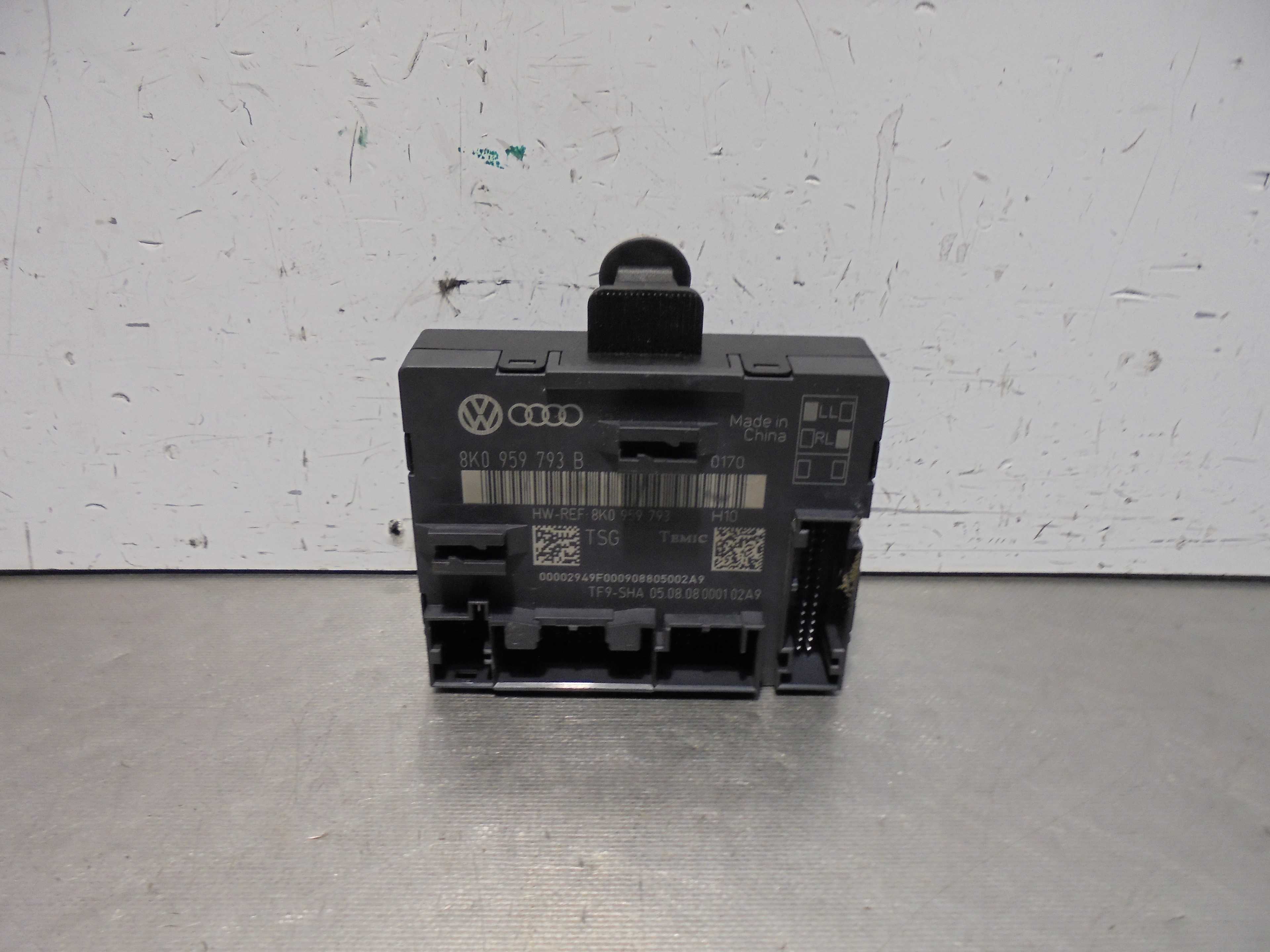 Recambio de modulo confort para audi a4 avant (8k5) (2008) básico referencia OEM IAM  TEMIC 