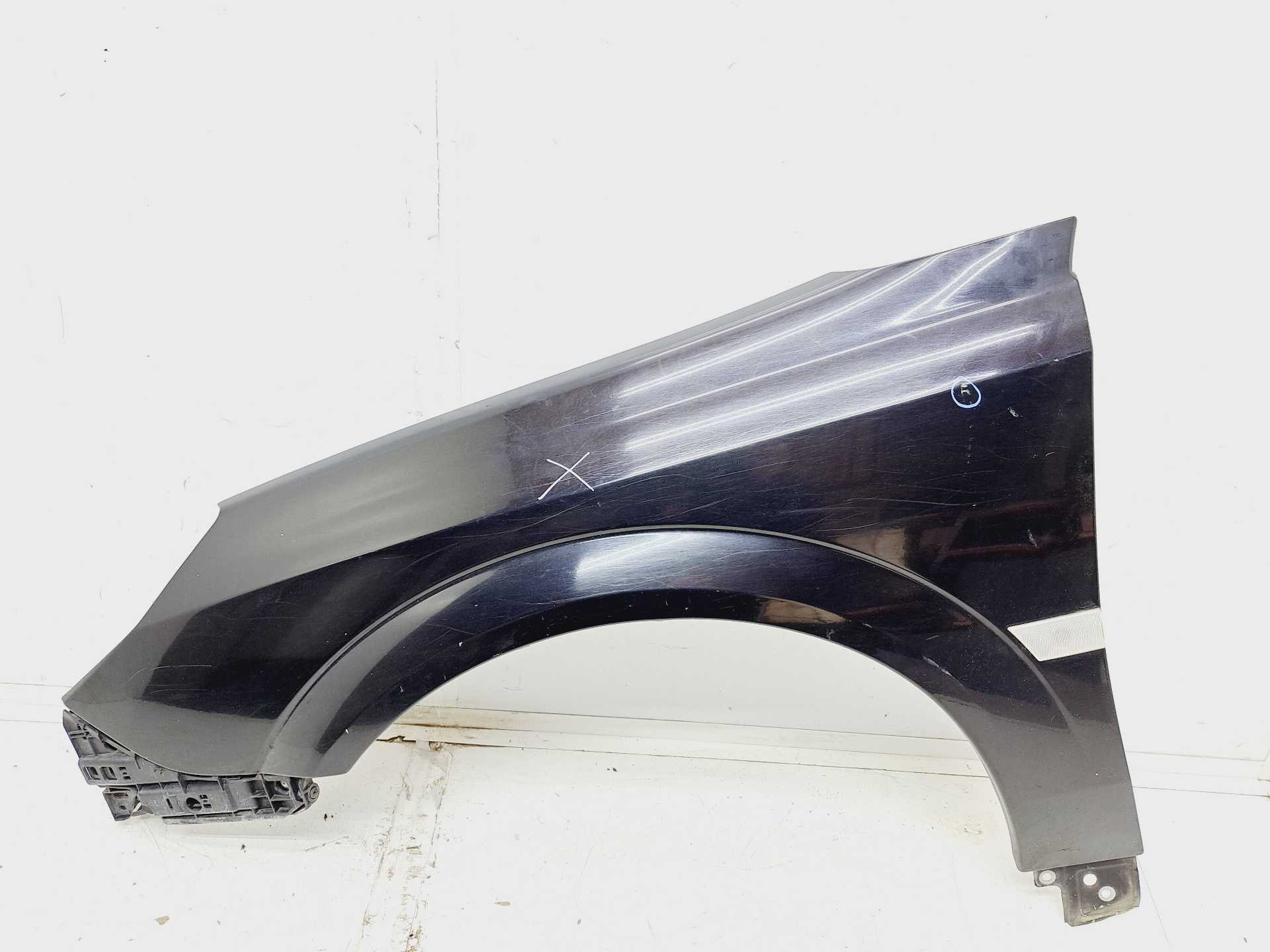 Recambio de aleta delantera izquierda para opel vectra c berlina cosmo referencia OEM IAM  93185701 